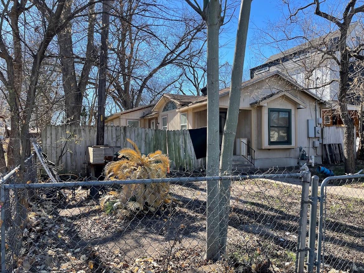 2817  Prado St, photo 2