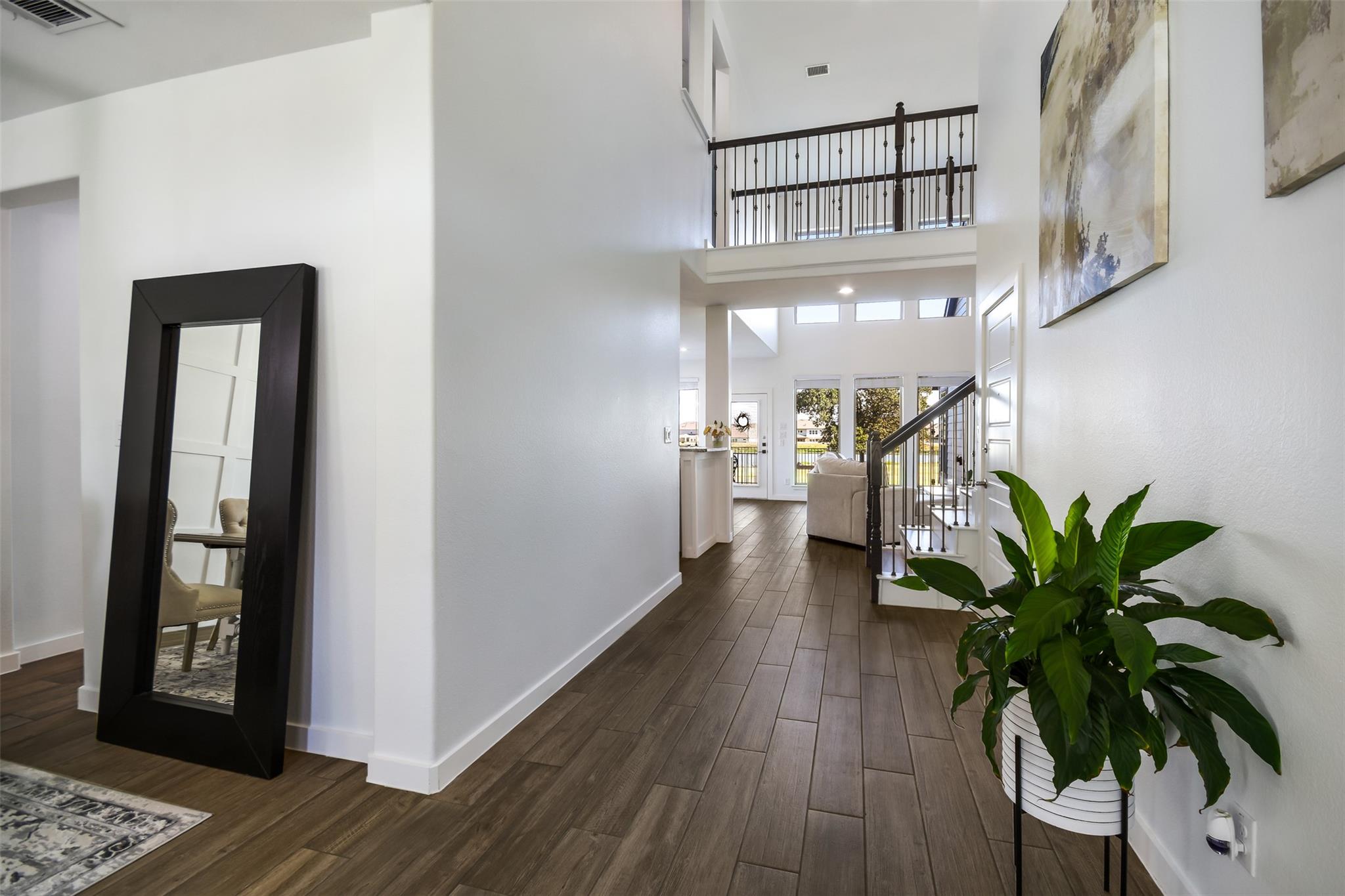 113  Cascia Cir, photo 3