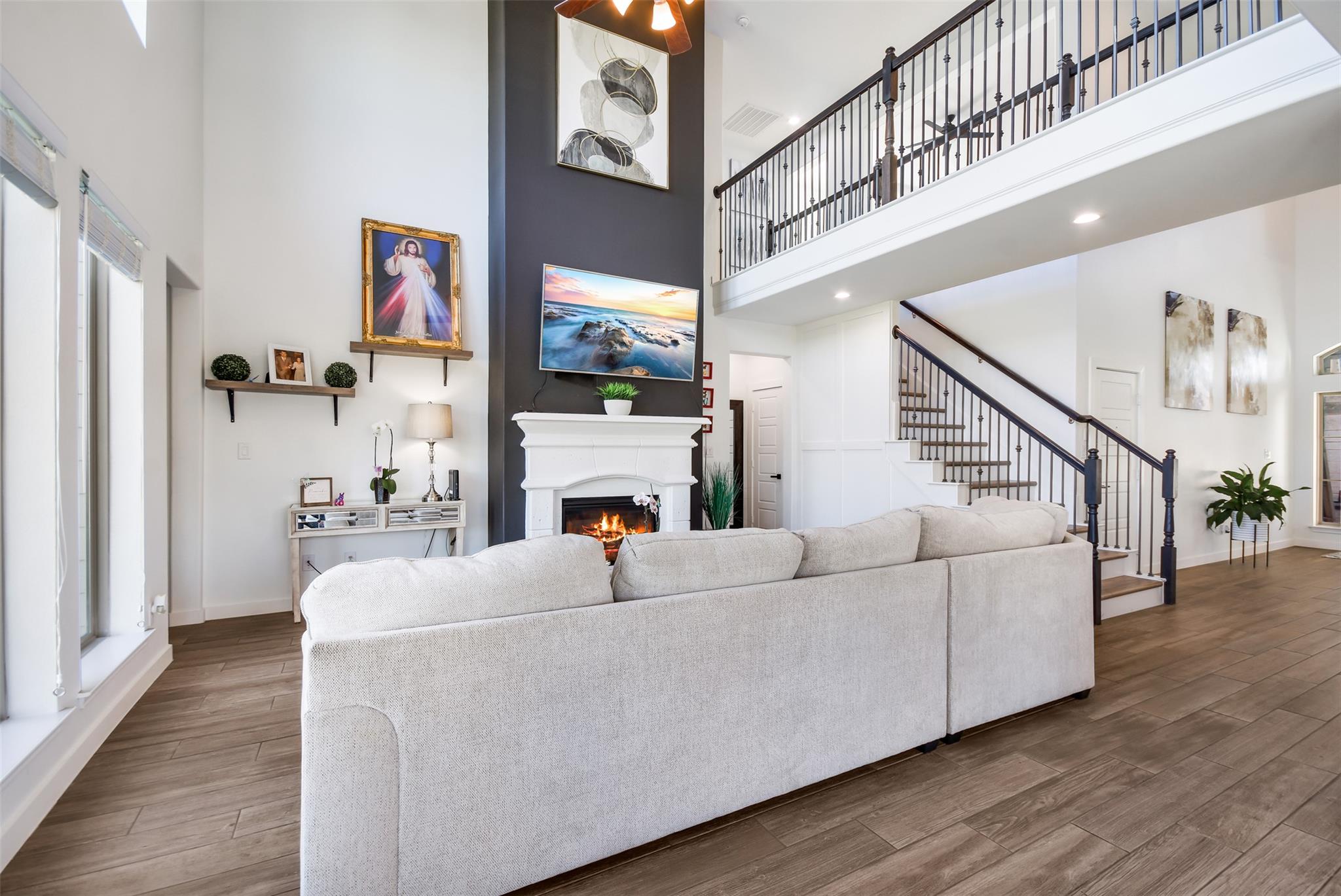 113  Cascia Cir, photo 6