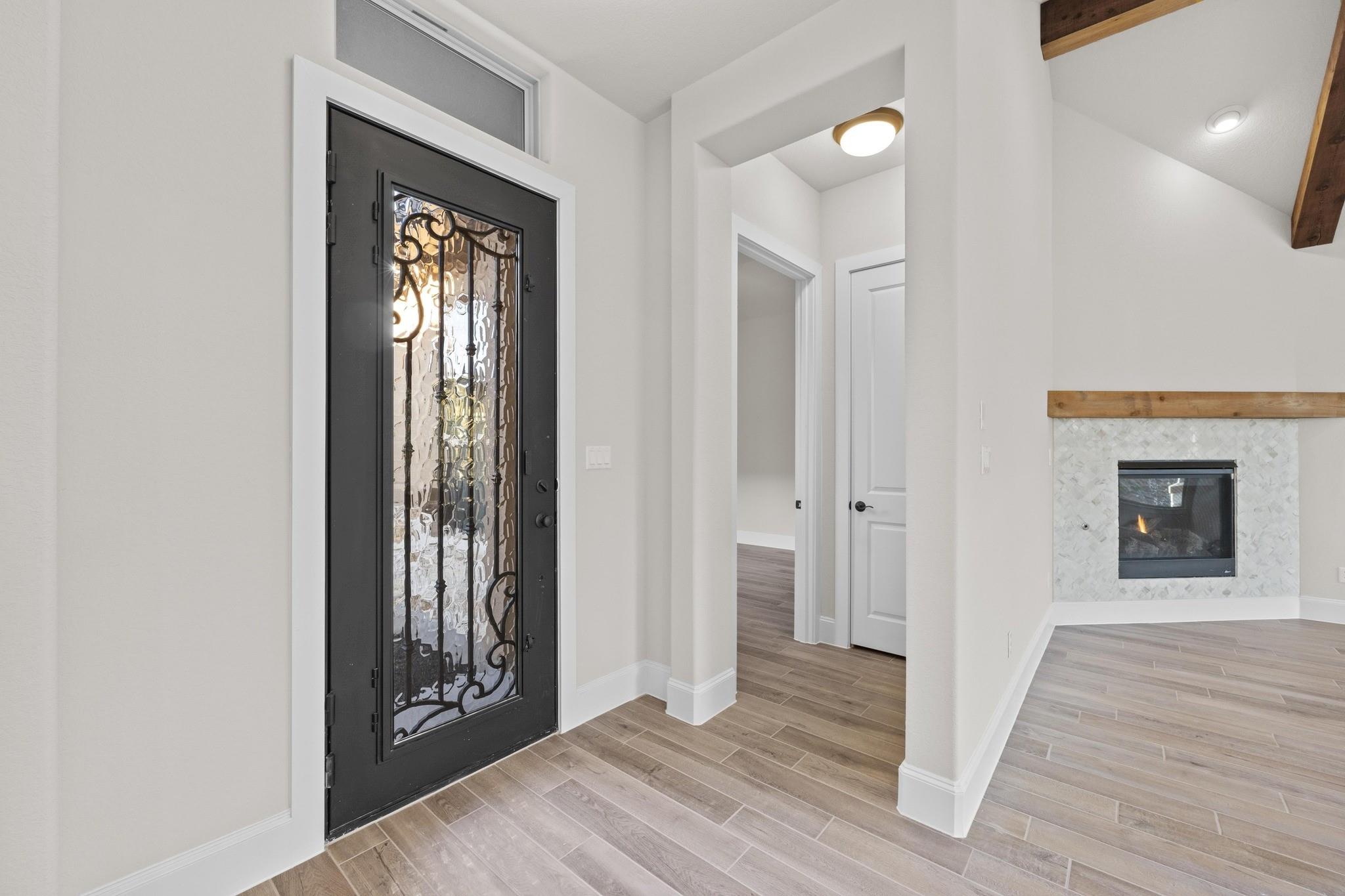 604  Bottlebrush Dr, photo 12