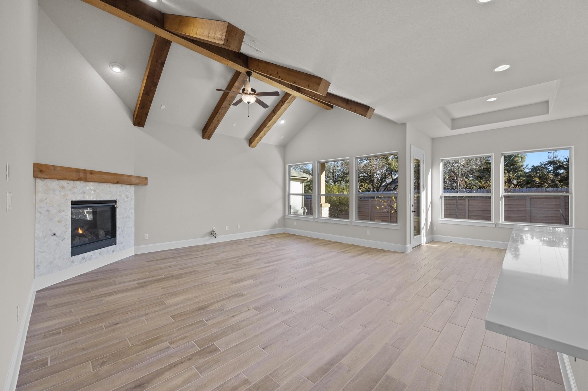 604  Bottlebrush Dr, photo 5