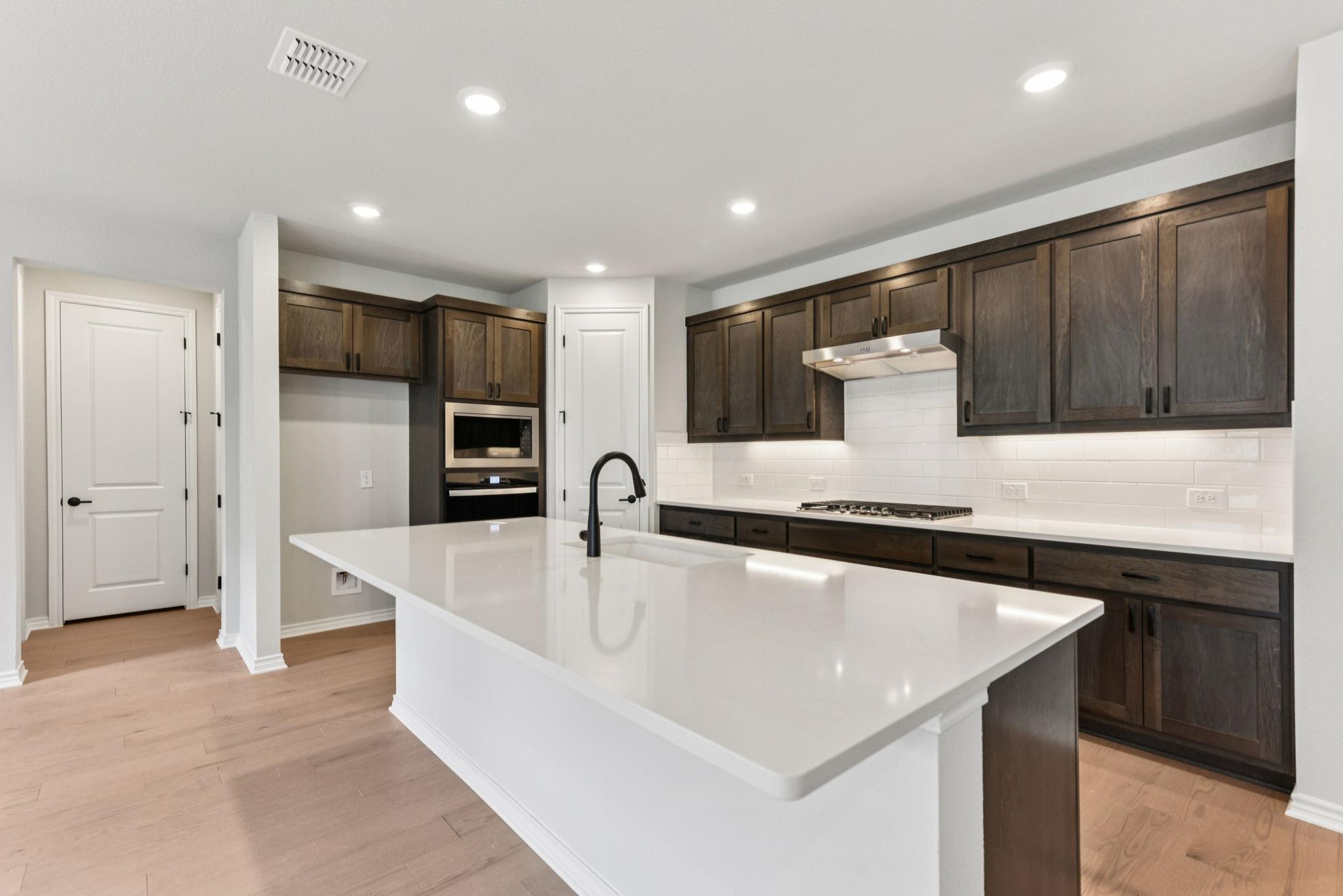 127  Antoinette Way, photo 12