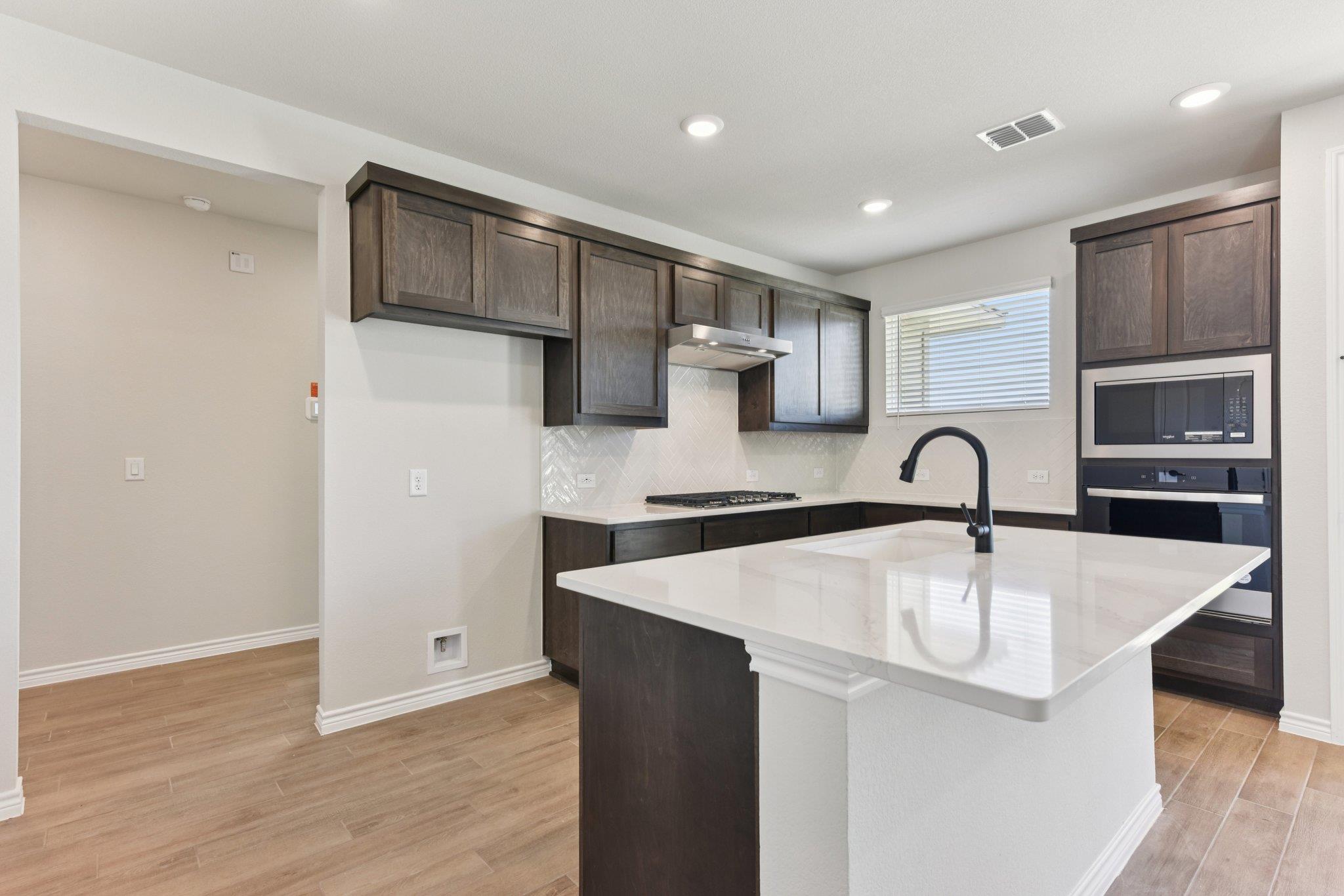 153  Antoinette Way  #102, photo 12