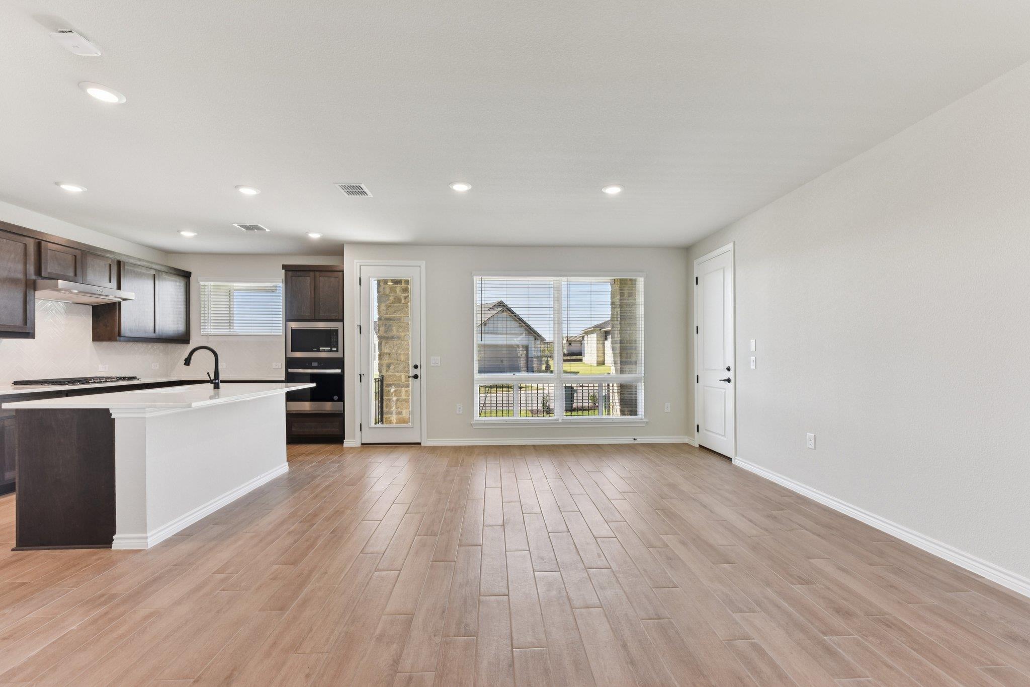 153  Antoinette Way  #102, photo 9