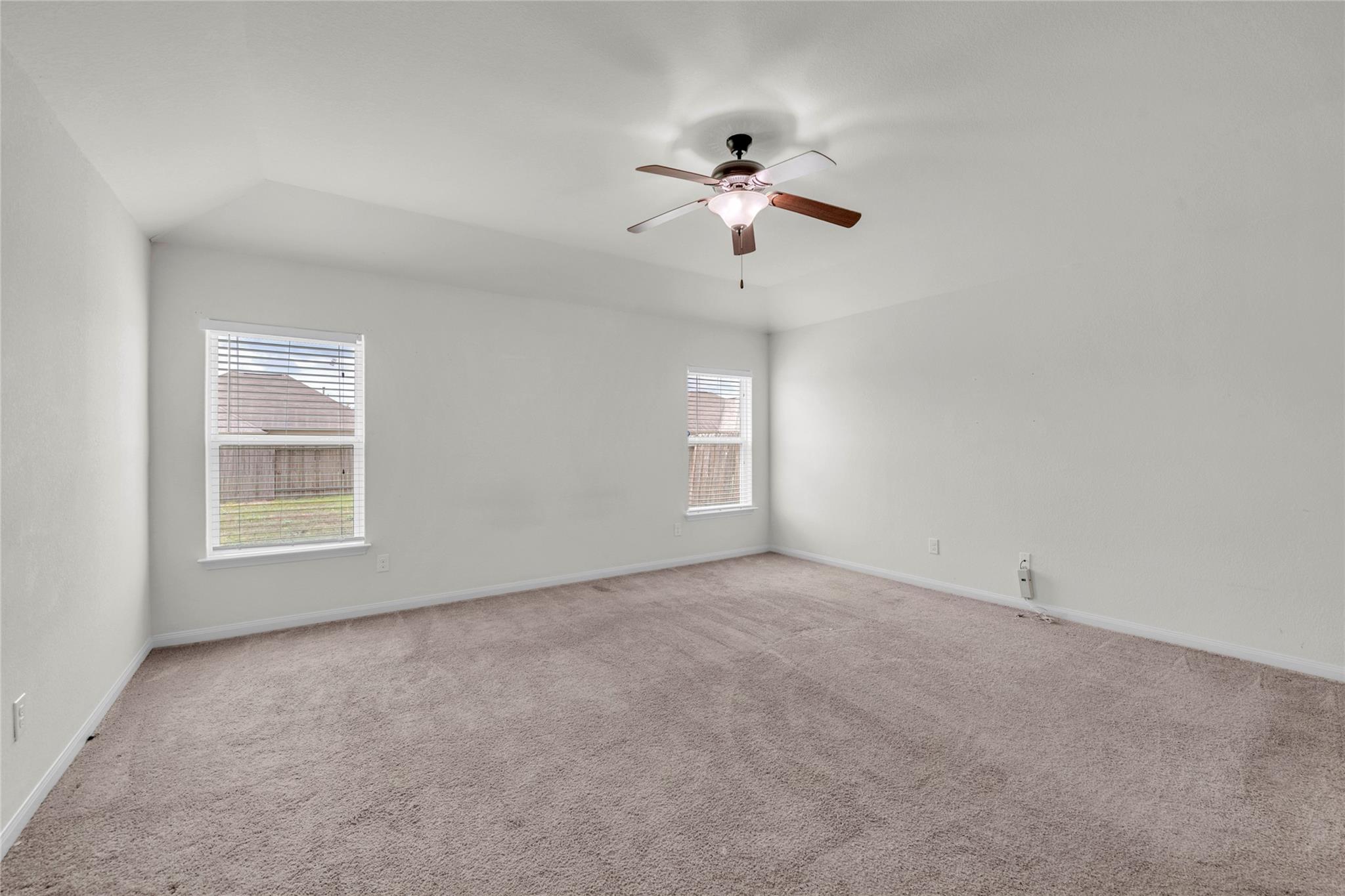 1181  Violet Ln, photo 11