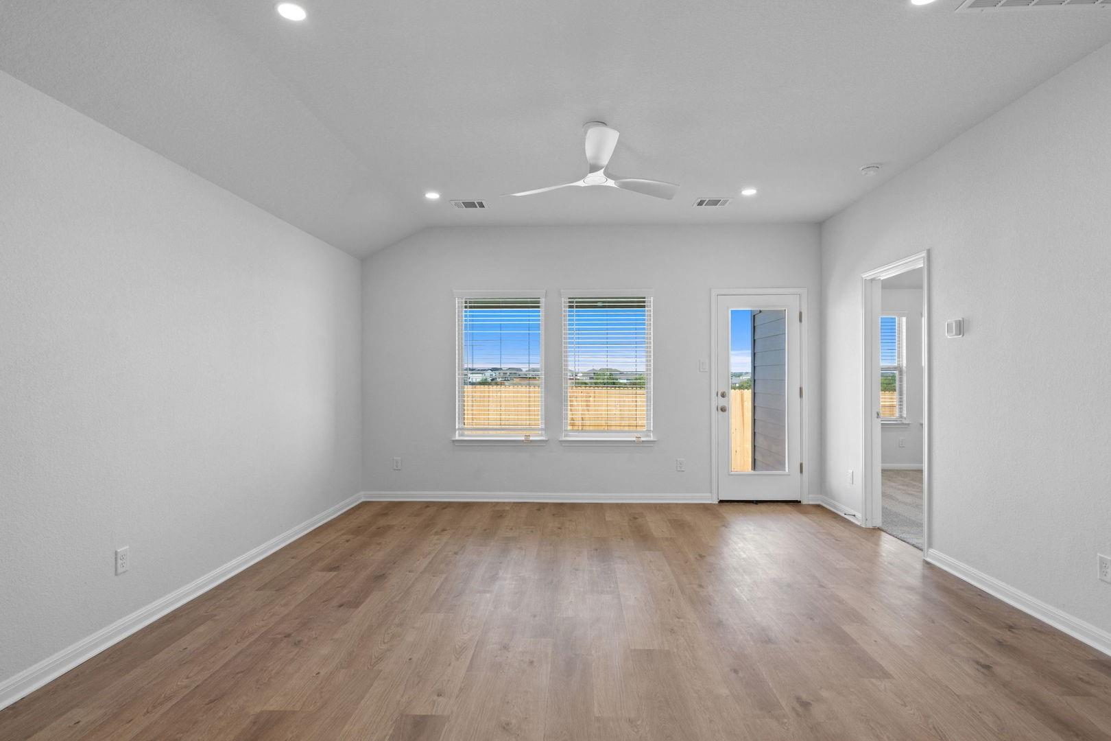 133  Hatari Trl, photo 8