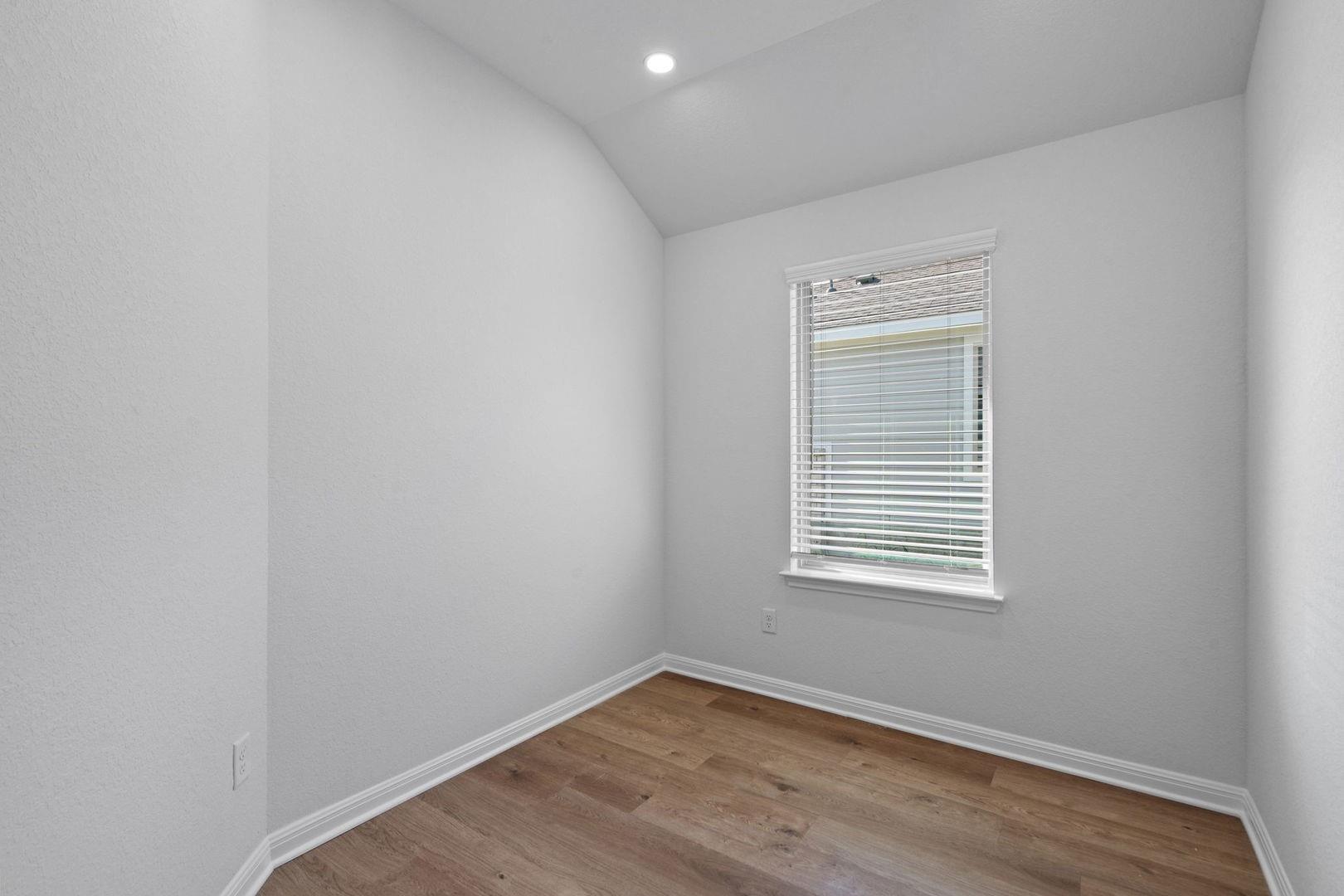 133  Hatari Trl, photo 10