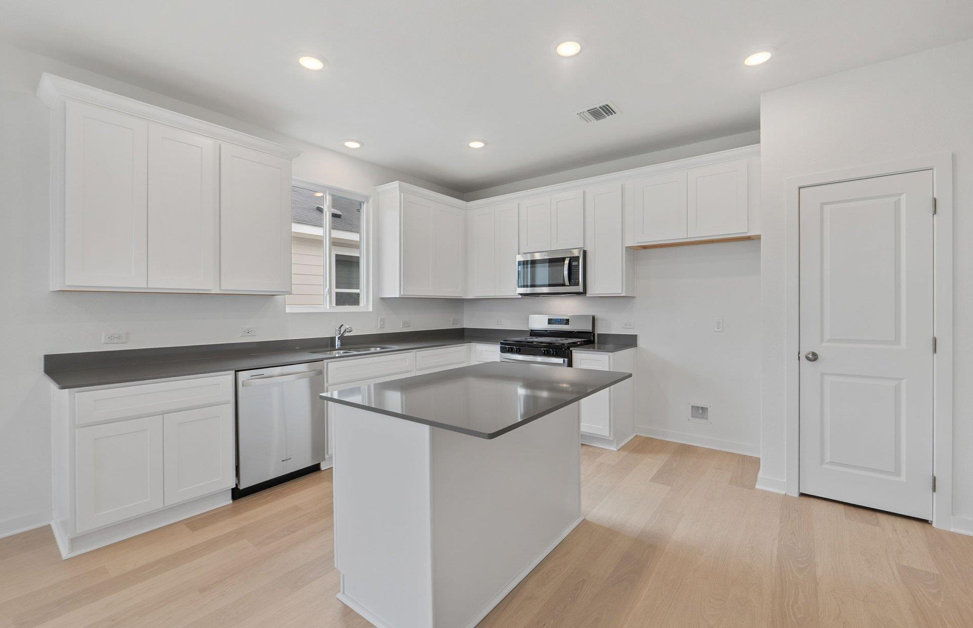813  Cardenas St, photo 6
