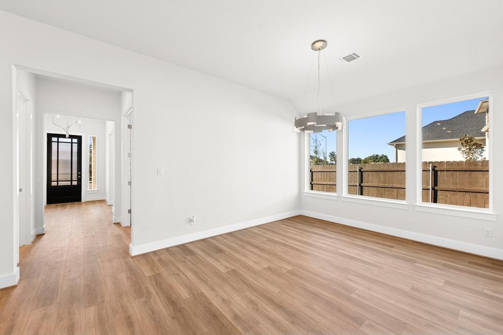 3332  Emerald Lake Path, photo 9