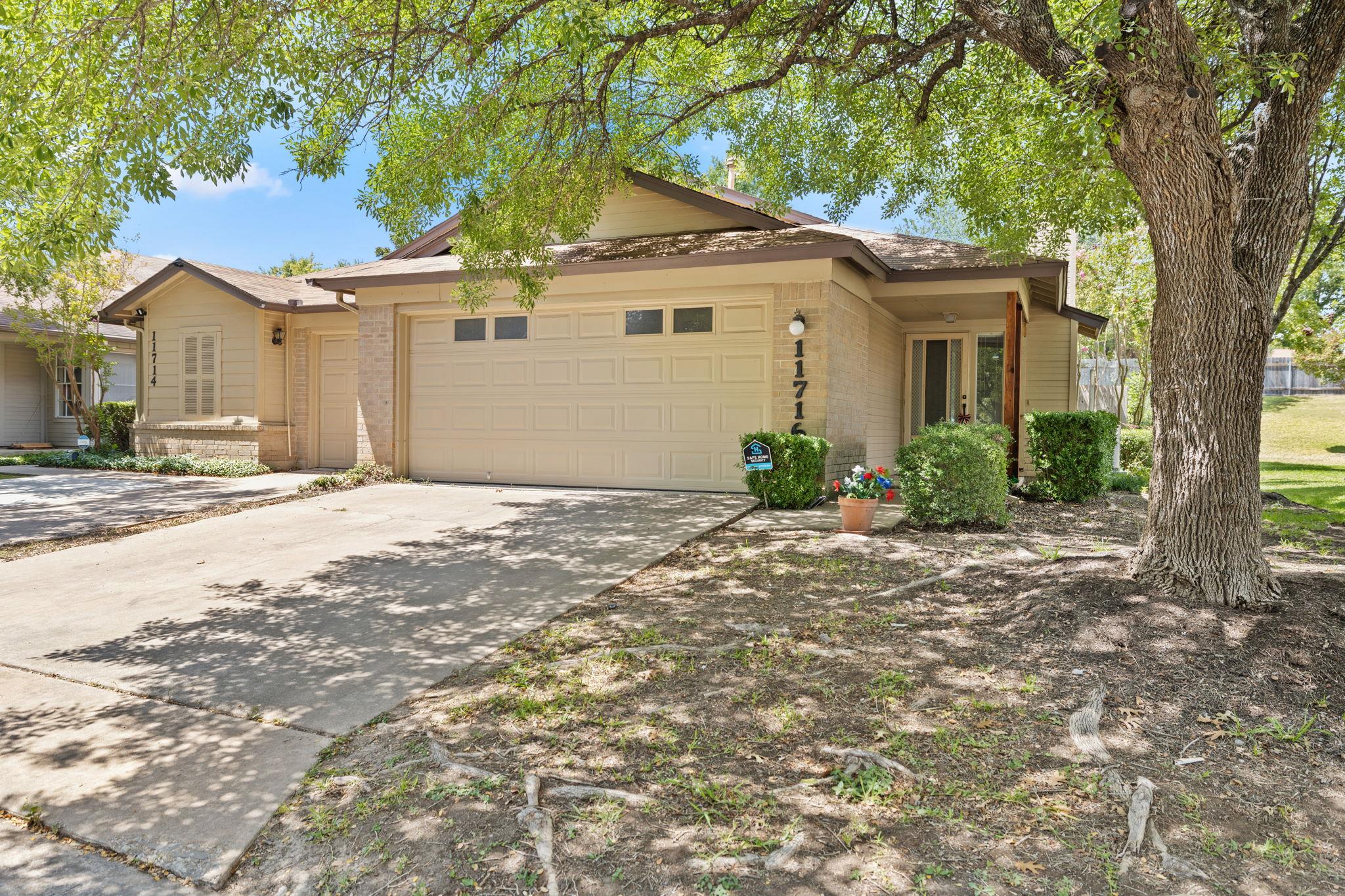 11716  Norwegian Wood Dr, photo 3