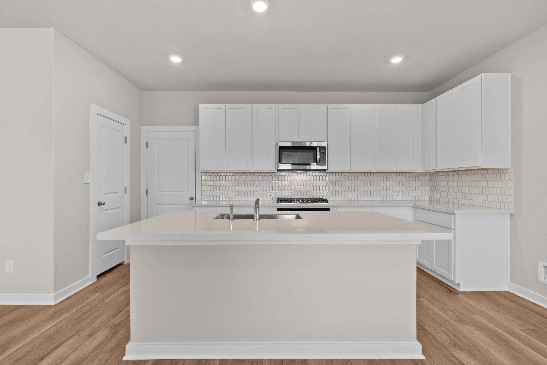 241  Red Tail Hawk Ln, photo 6