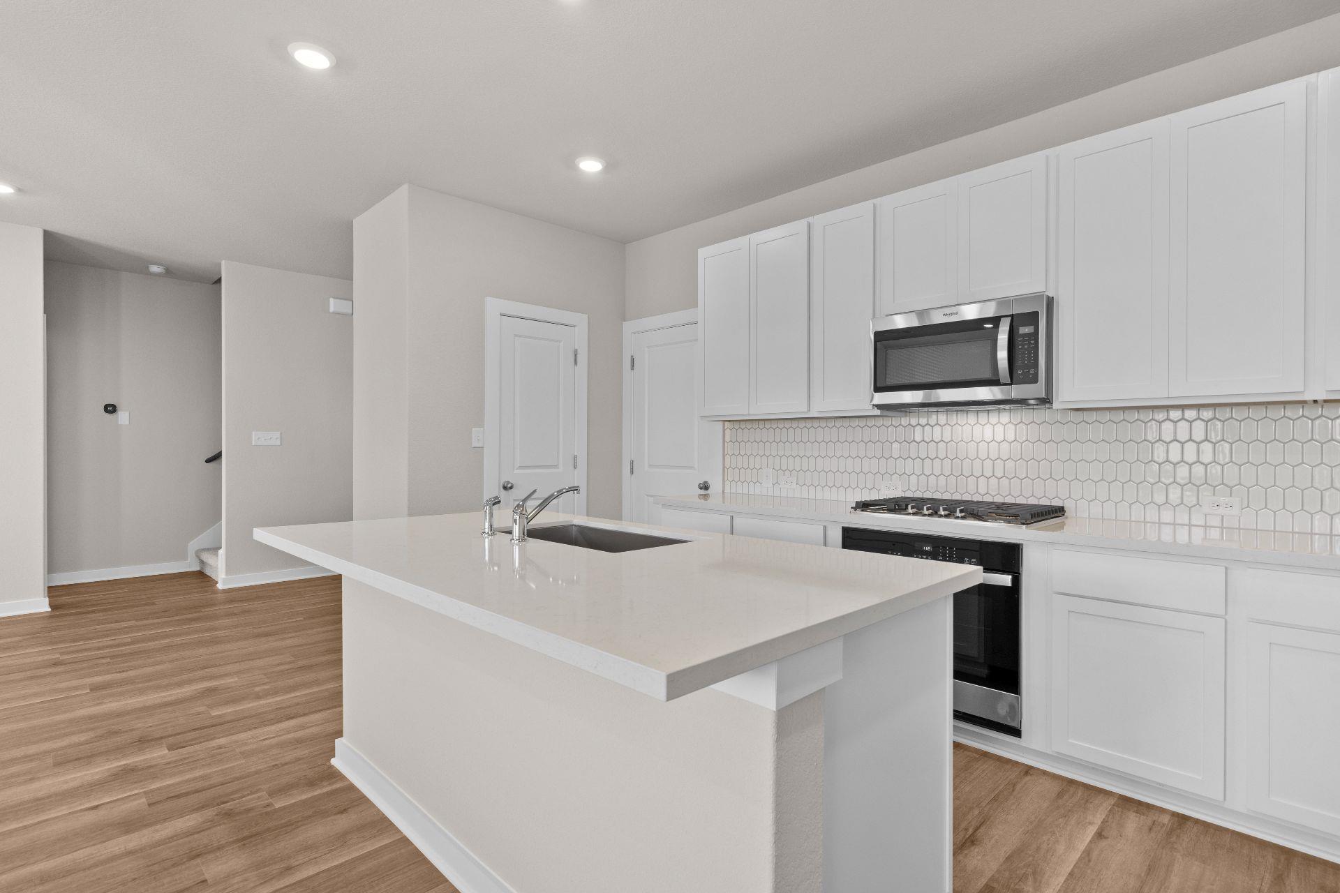 241  Red Tail Hawk Ln, photo 10
