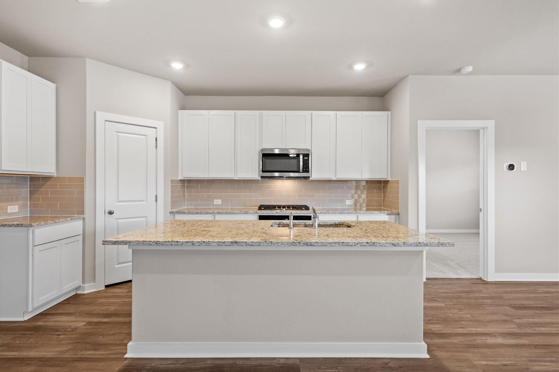247  Red Tail Hawk Ln, photo 6