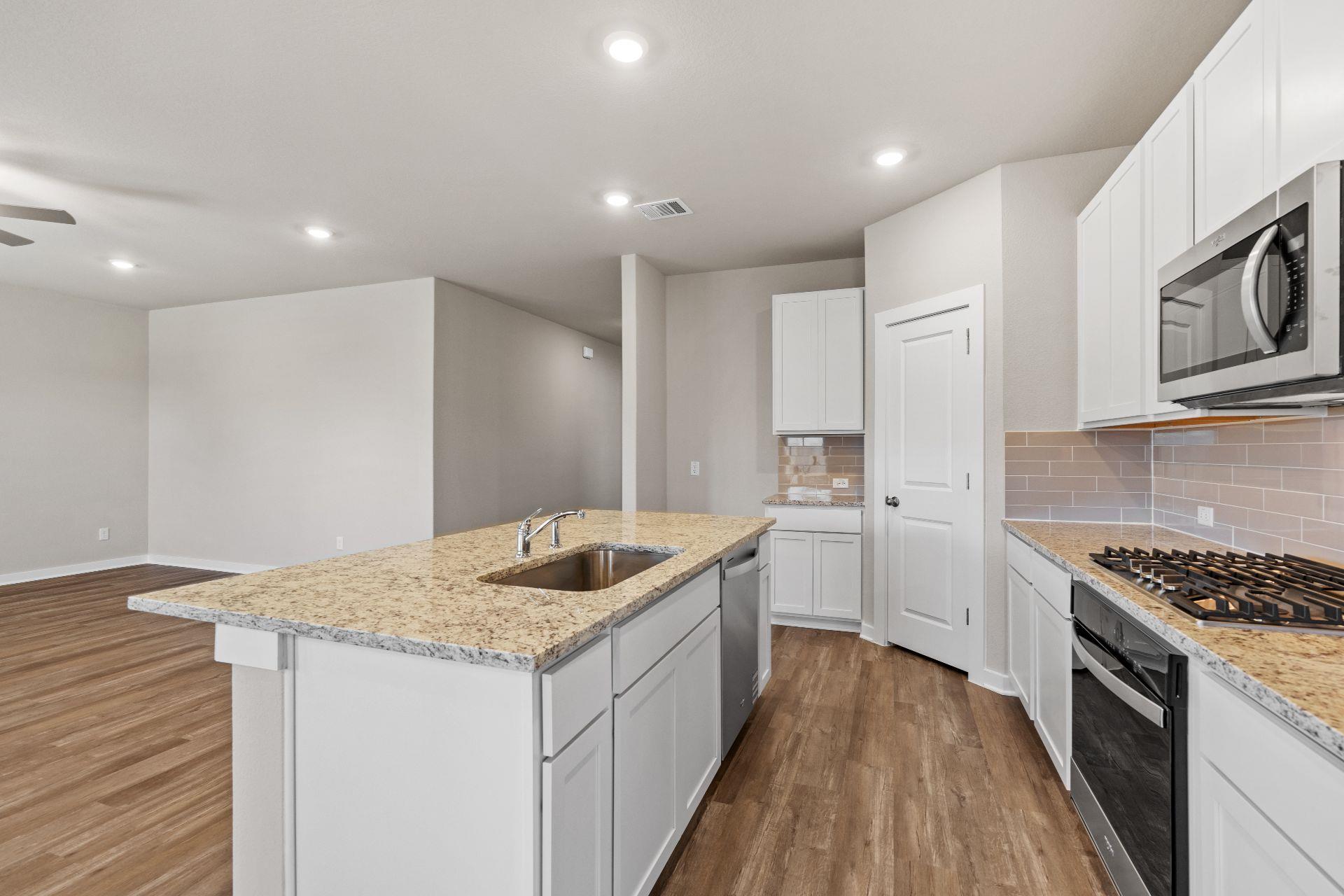 247  Red Tail Hawk Ln, photo 10