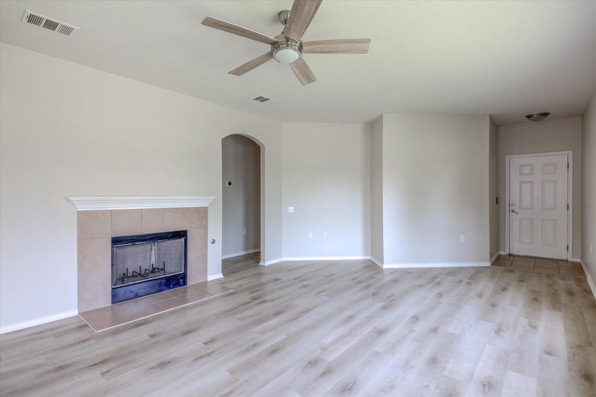 10913  Long Summer Dr, photo 3