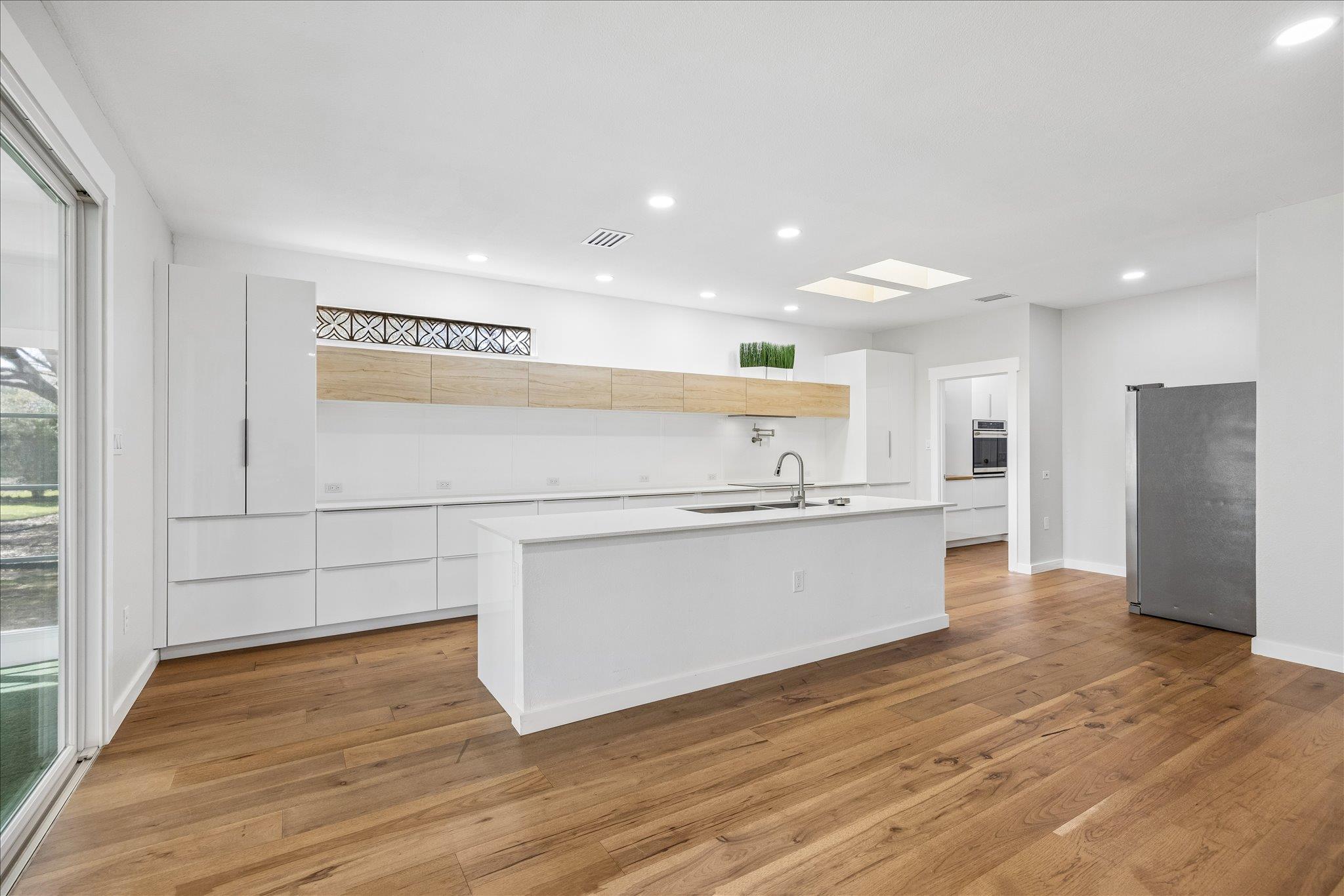 110  Hale Ct, photo 8