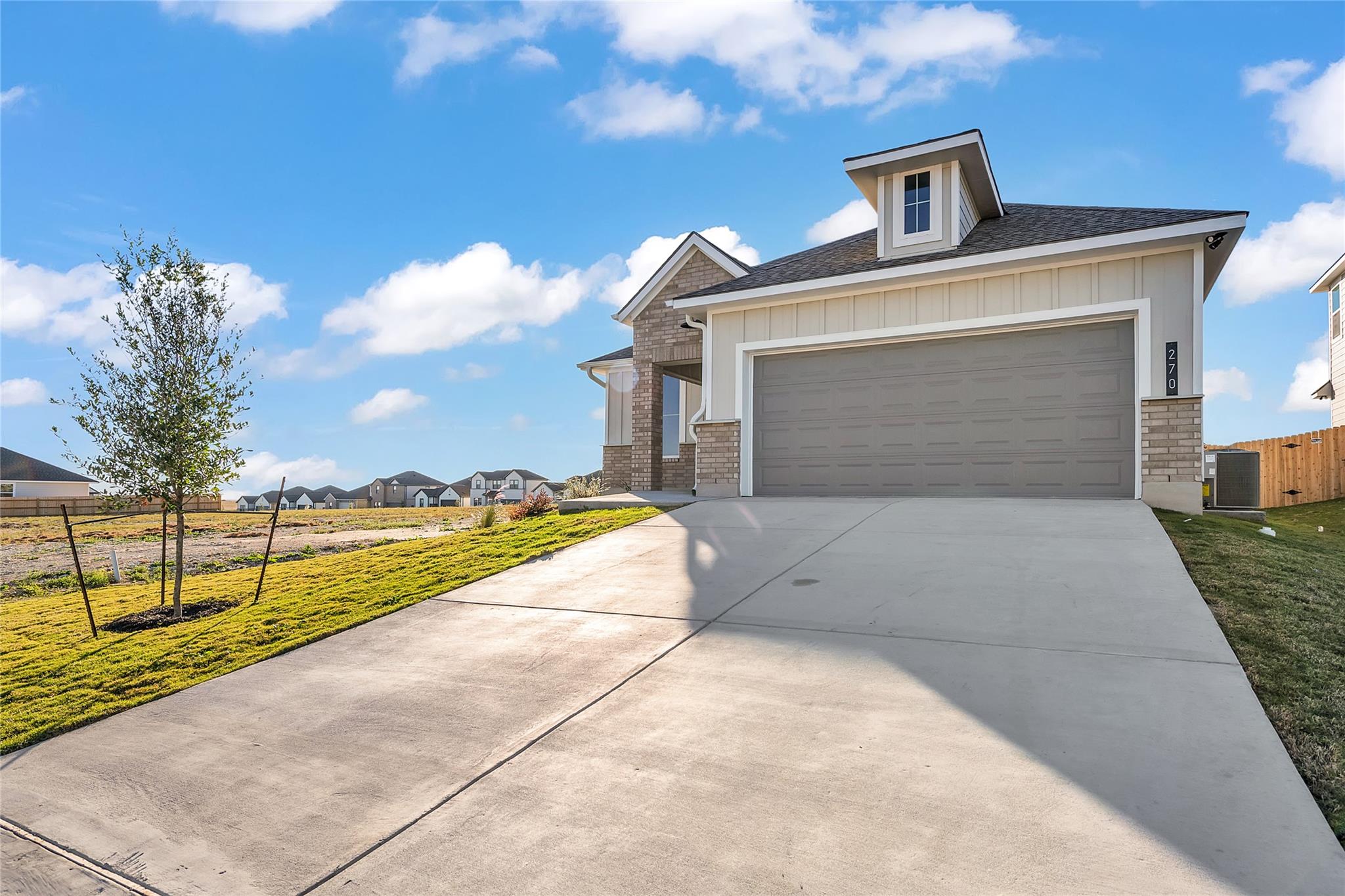 270  Boatright Blvd, photo 3