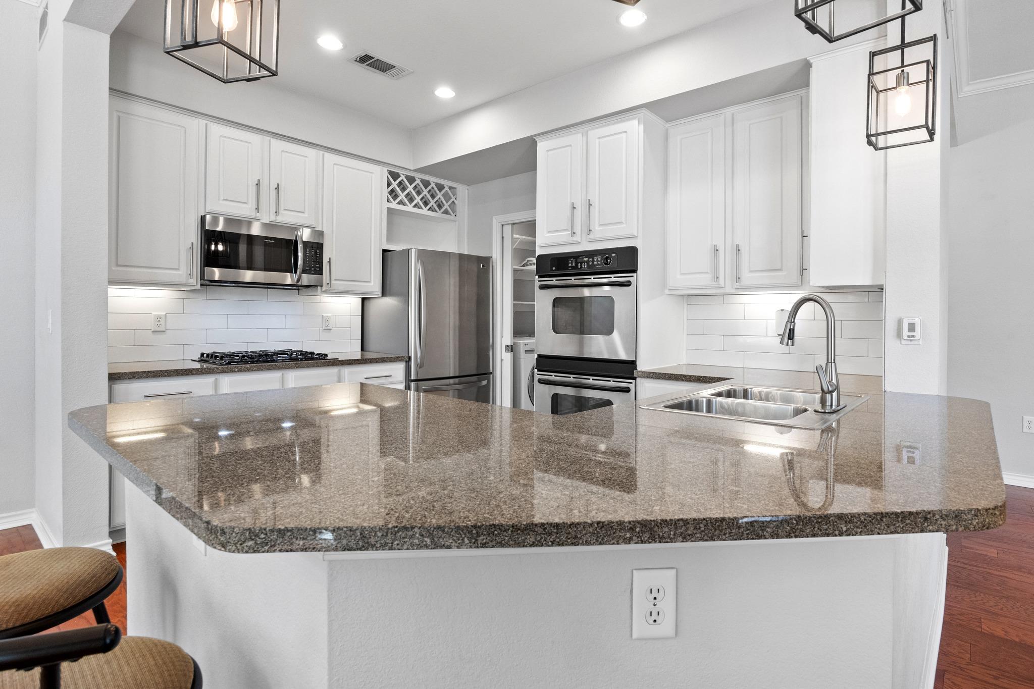 300  San Gabriel Village Blvd  #410, photo 2