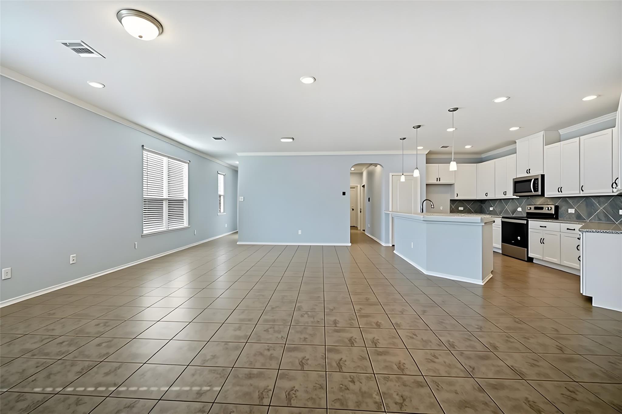 13917  Inaugural St, photo 8