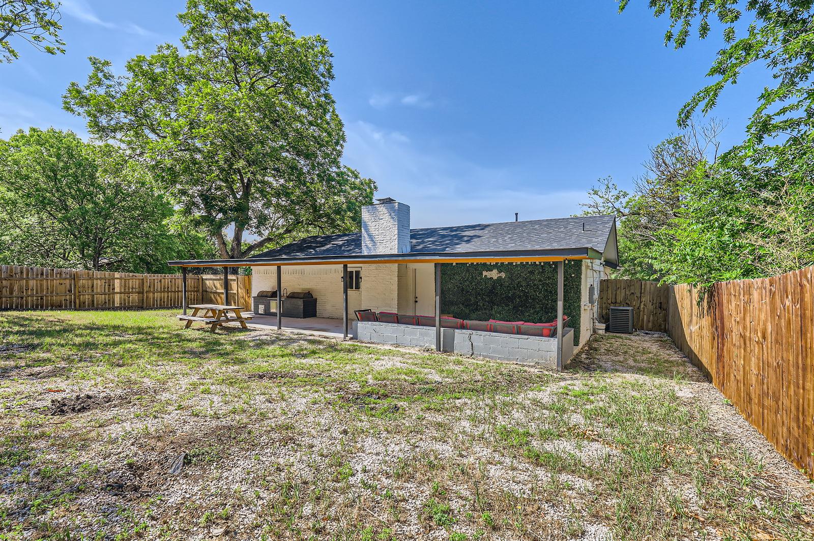 5236  Meadow Creek Dr, photo 11