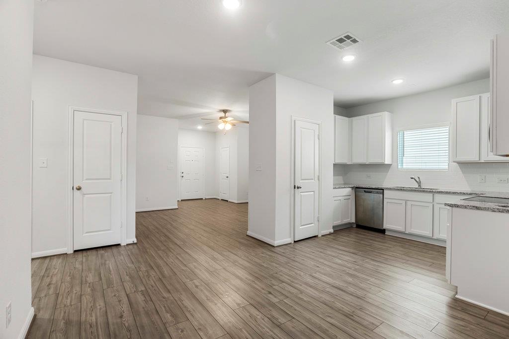 104  Katie Elder Dr, photo 12