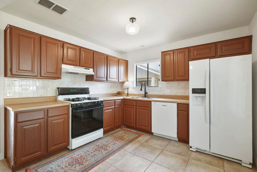 9833  Briar Ridge Dr, photo 4