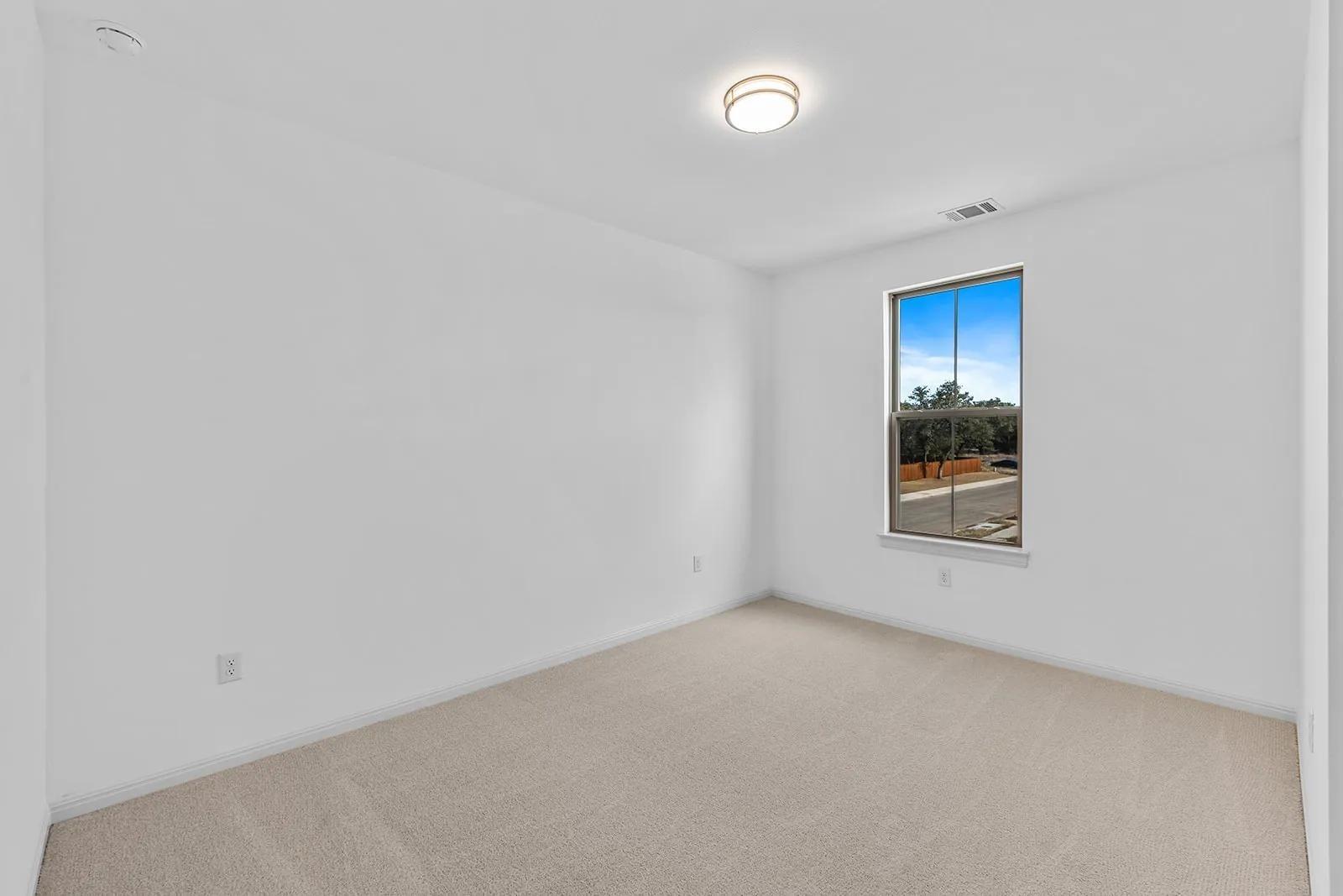 400  Buckaroo Dr, photo 12