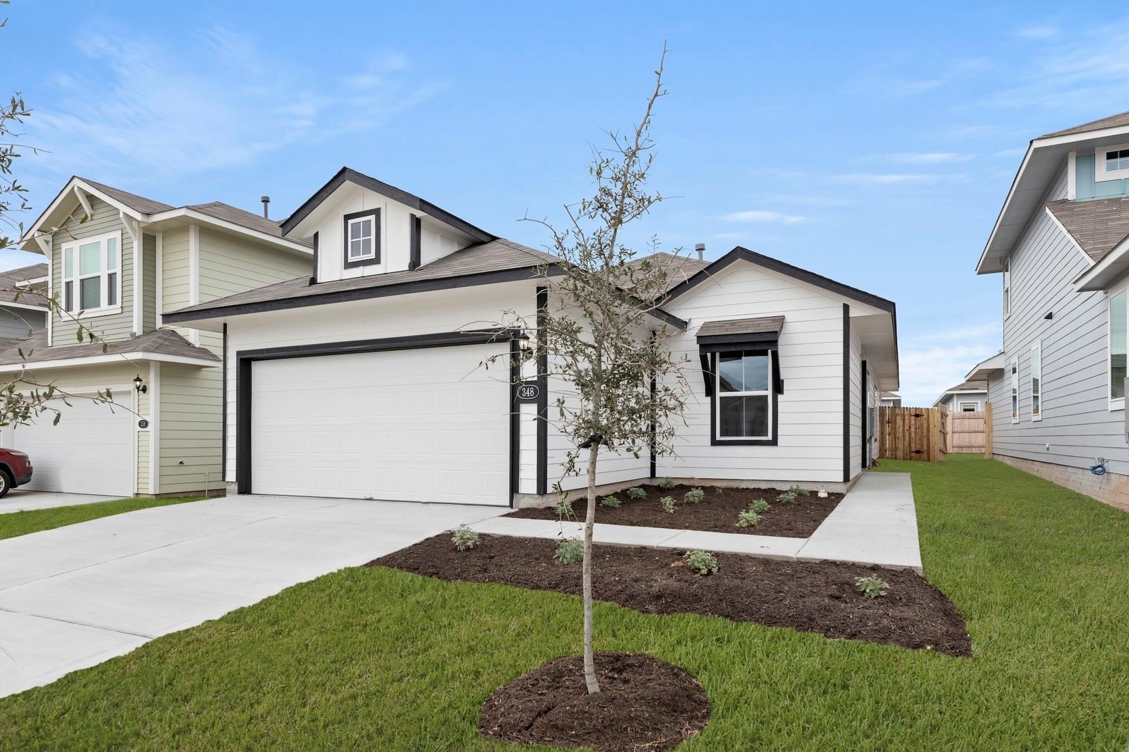 348  Jade St, photo 4