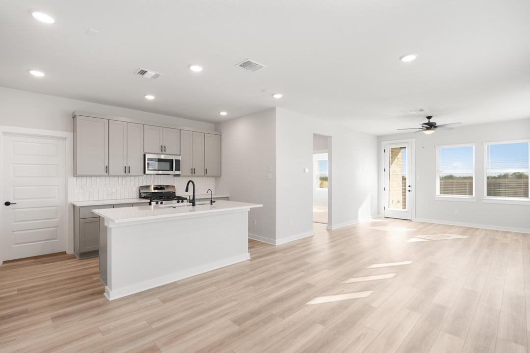 308 Emerie Way photo 9