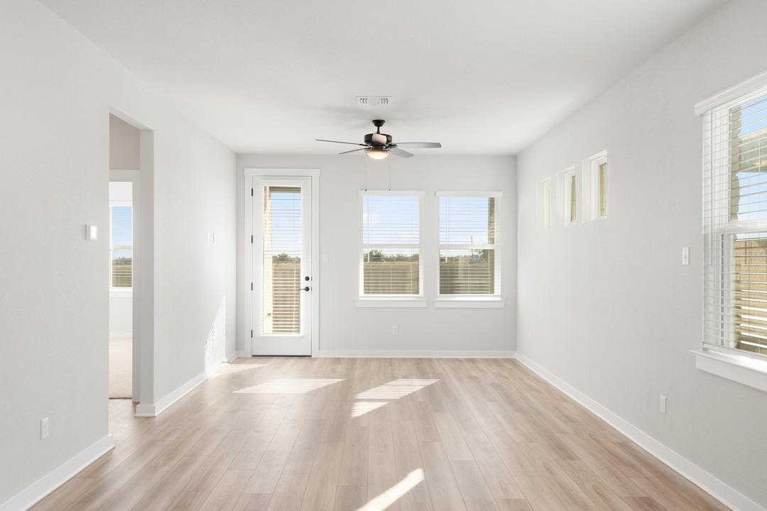 308 Emerie Way photo 10