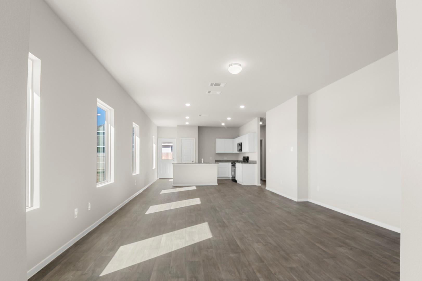 372  Jade St, photo 11