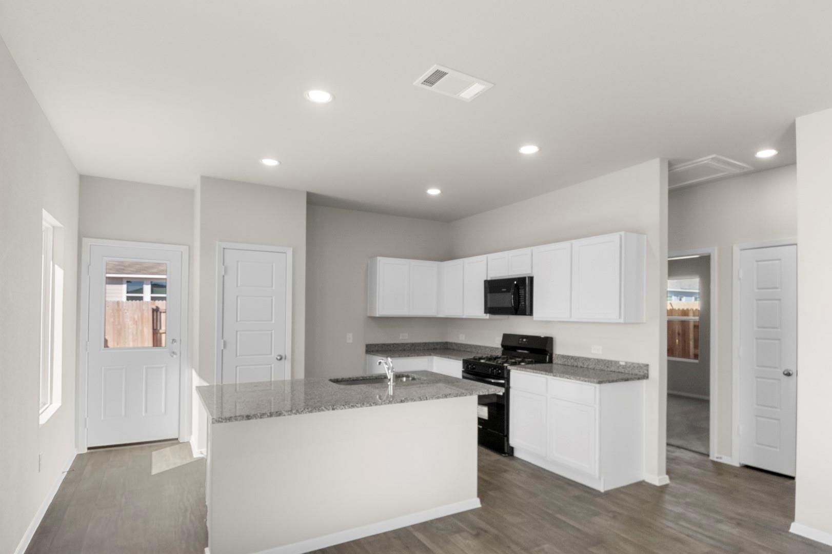 372  Jade St, photo 12