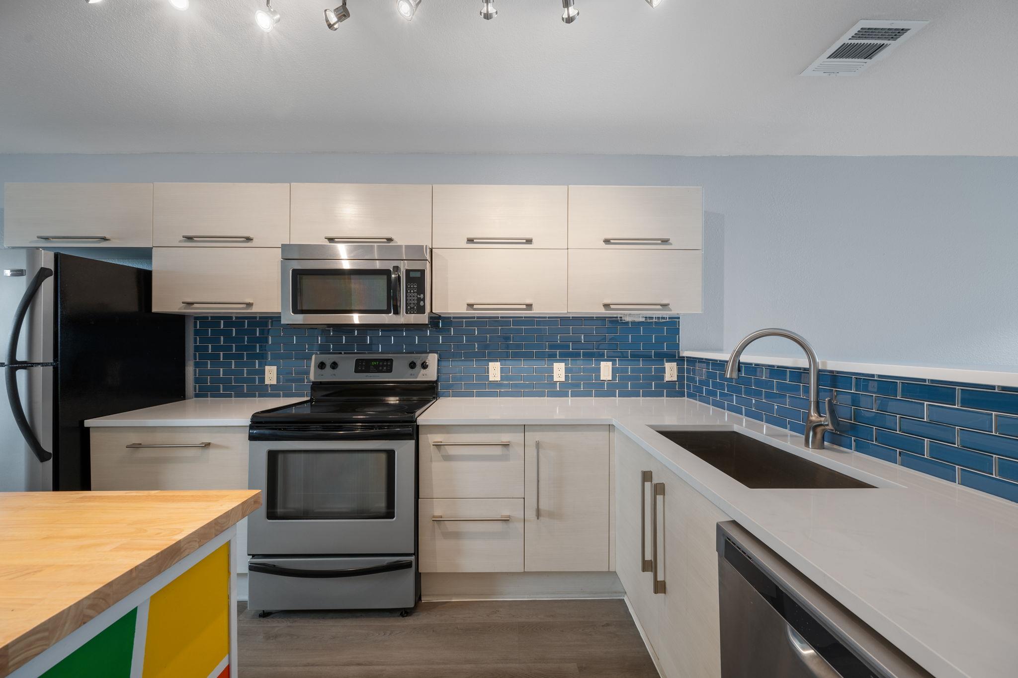 1101  Grove Blvd  #803, photo 11
