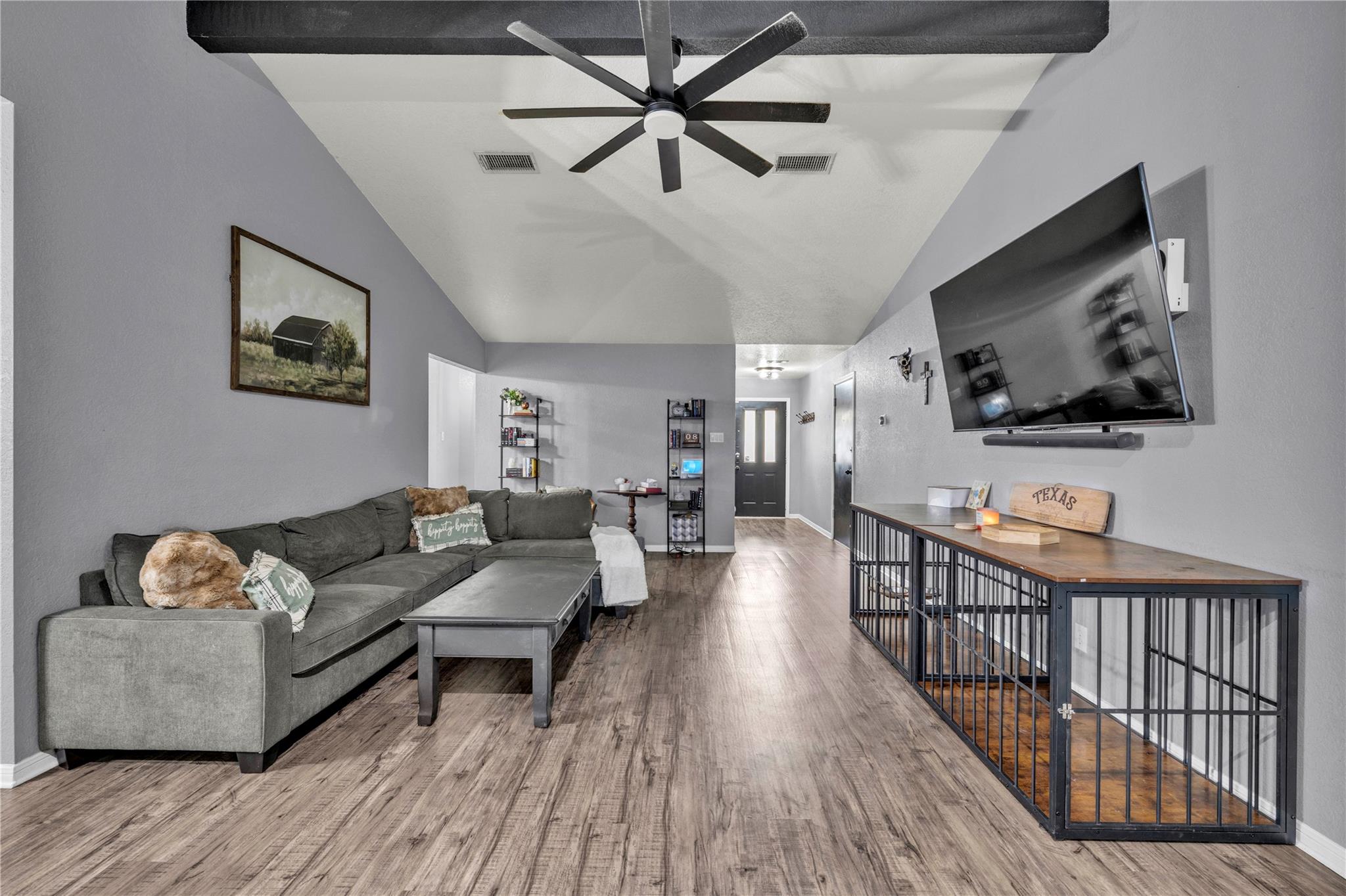 1817  Dusk Dr, photo 3