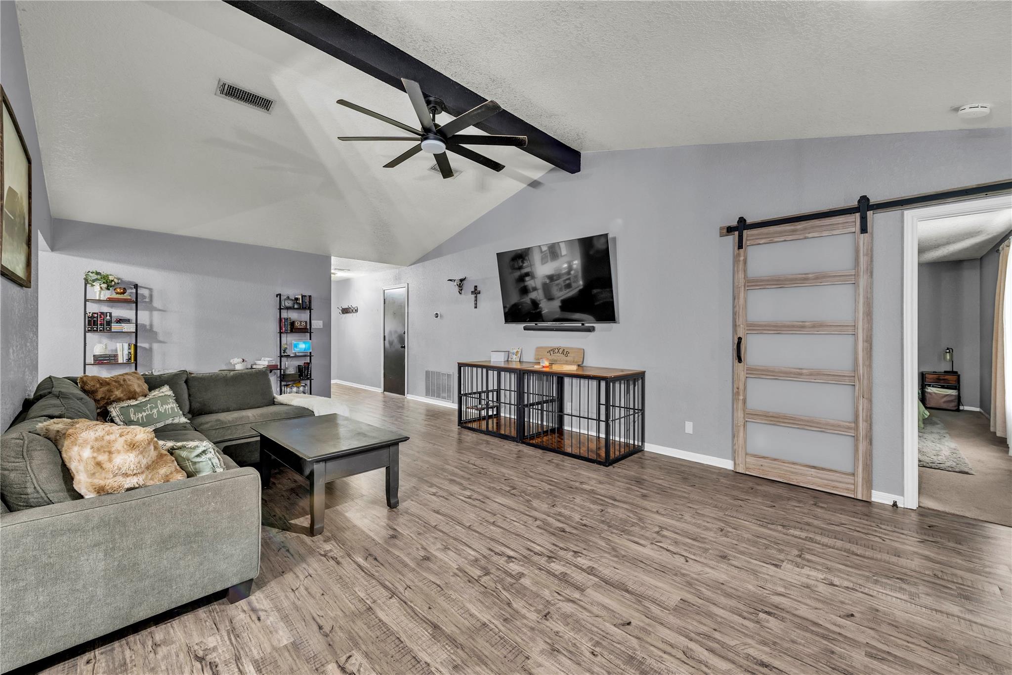 1817  Dusk Dr, photo 5