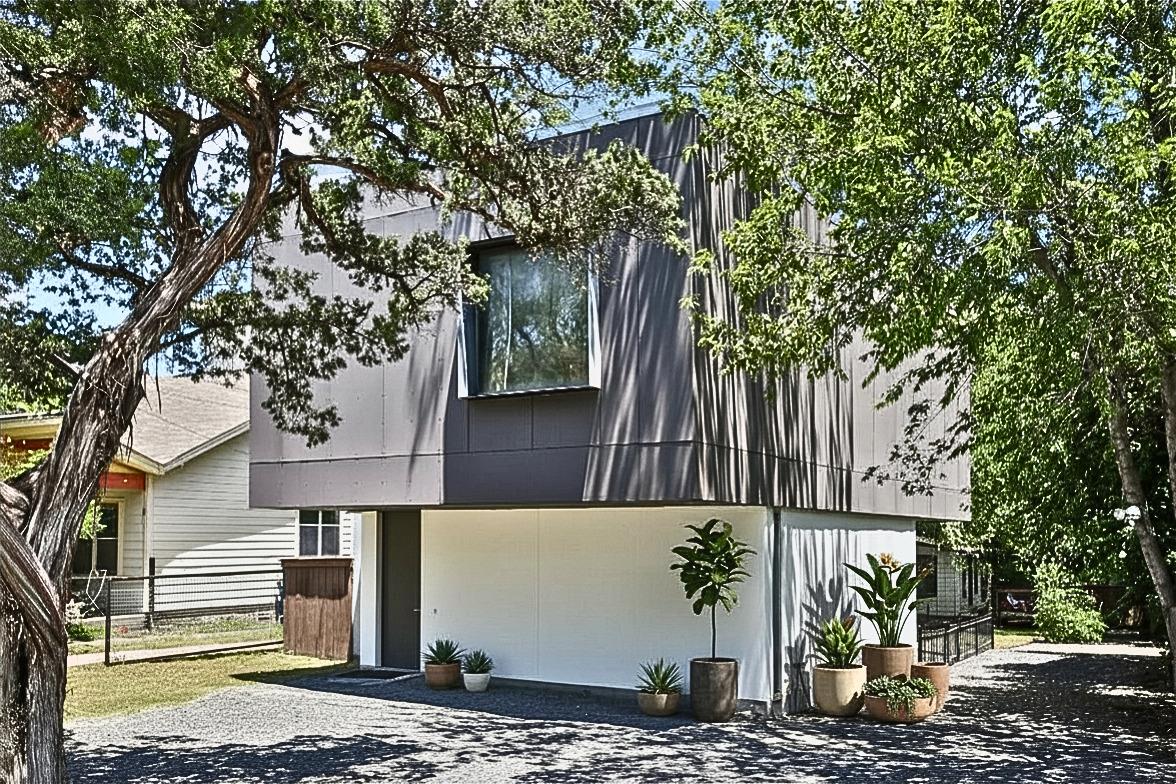 208  Lessin Ln, photo 3