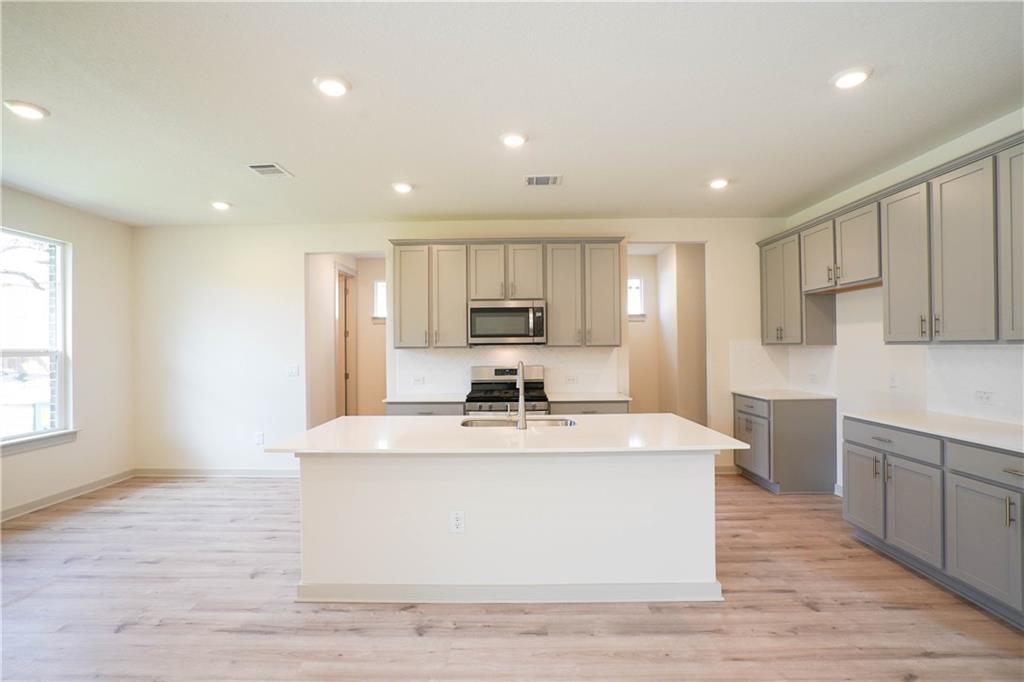 2341  Gabriels Horn Rd, photo 6