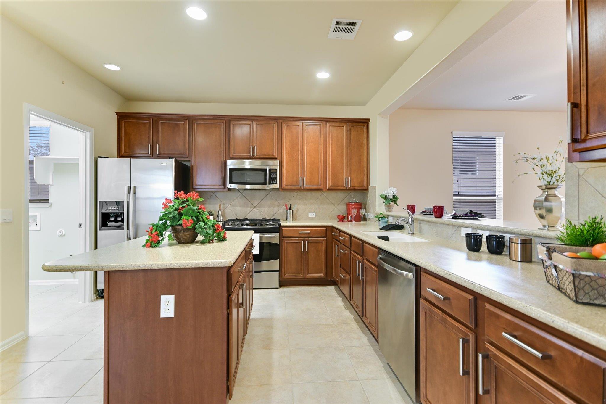 915  Apache Mountain Ln, photo 11