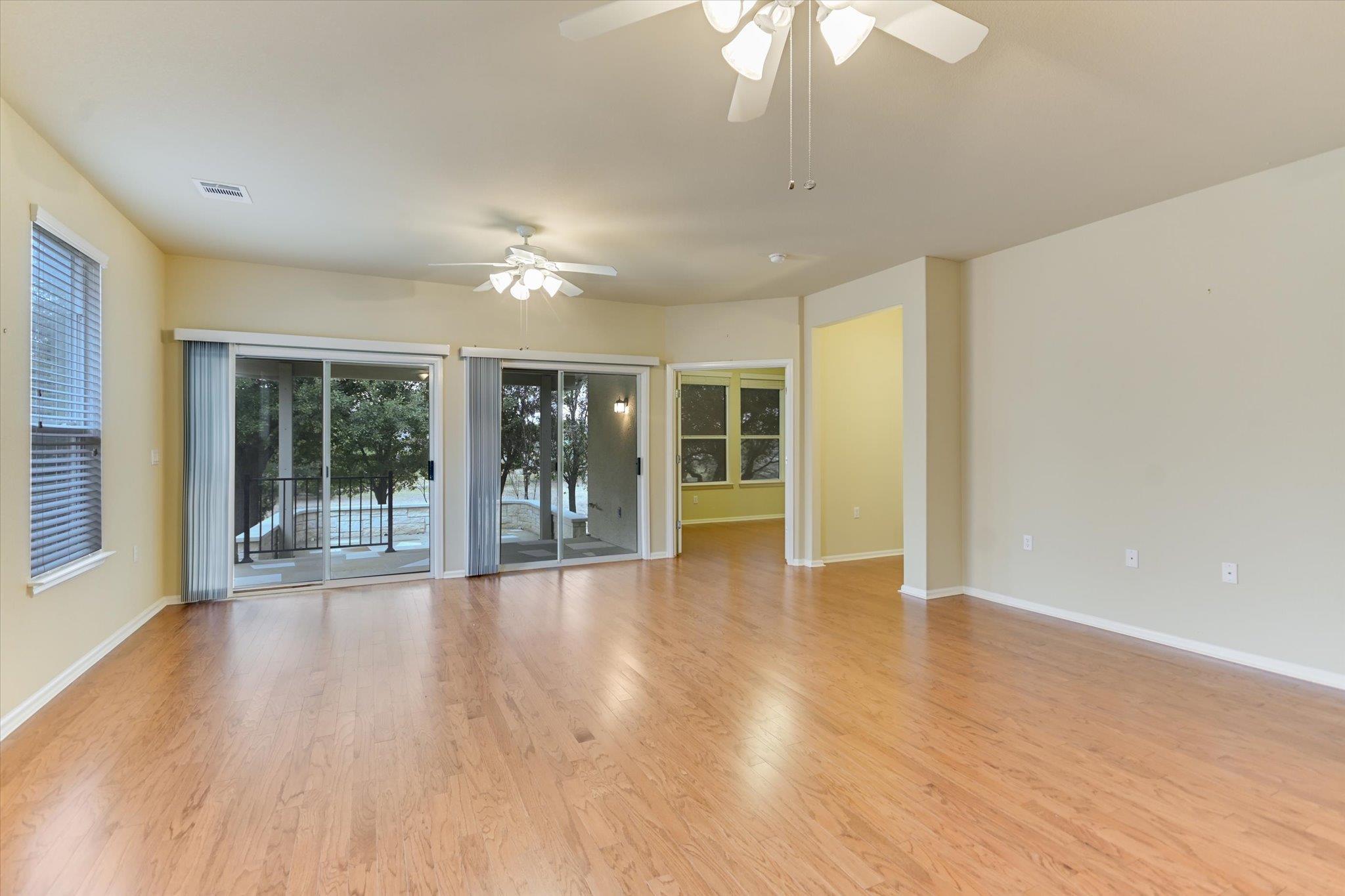 915  Apache Mountain Ln, photo 5