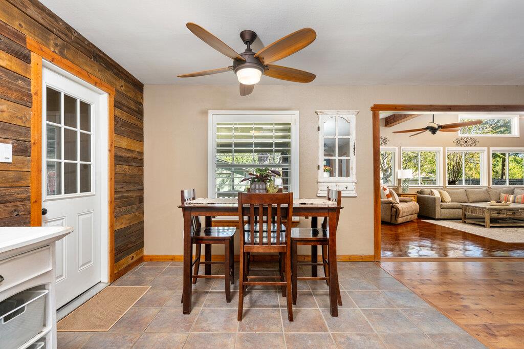 1802  Bumblebee Dr, photo 11