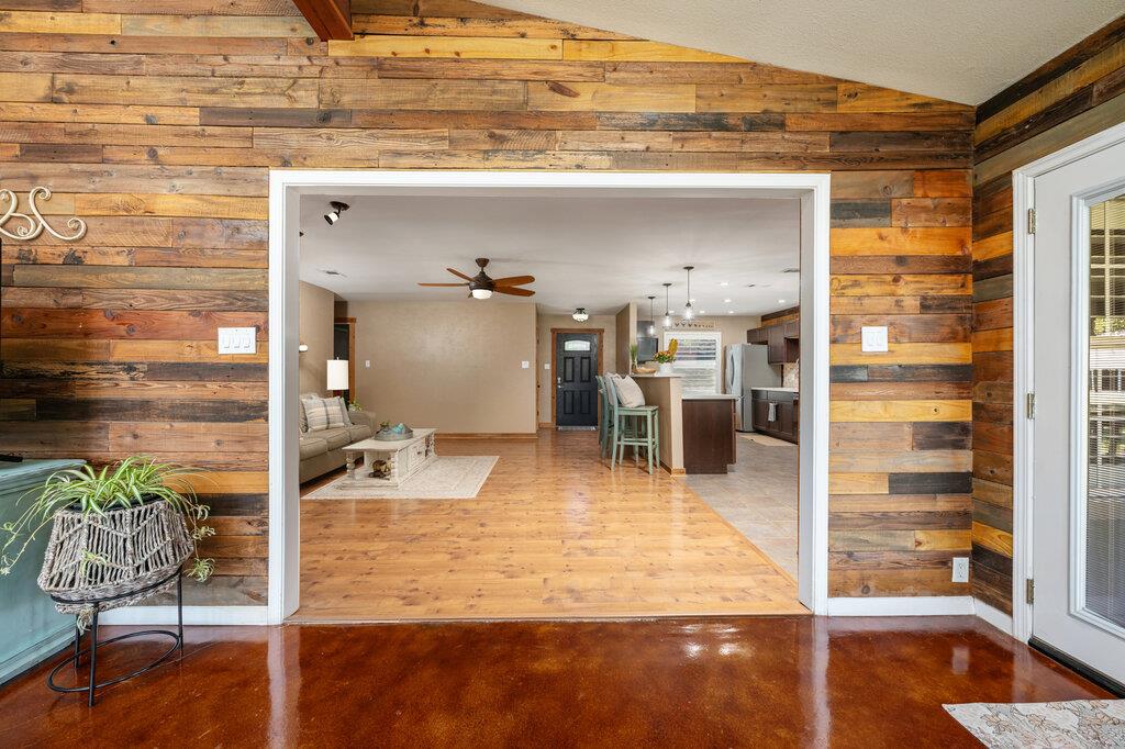 1802  Bumblebee Dr, photo 9