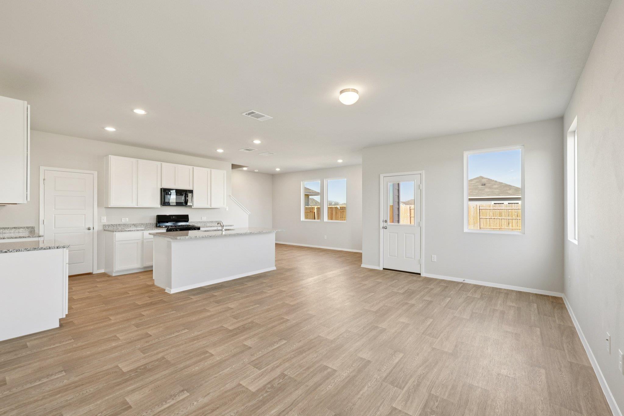 312  Jade St, photo 12