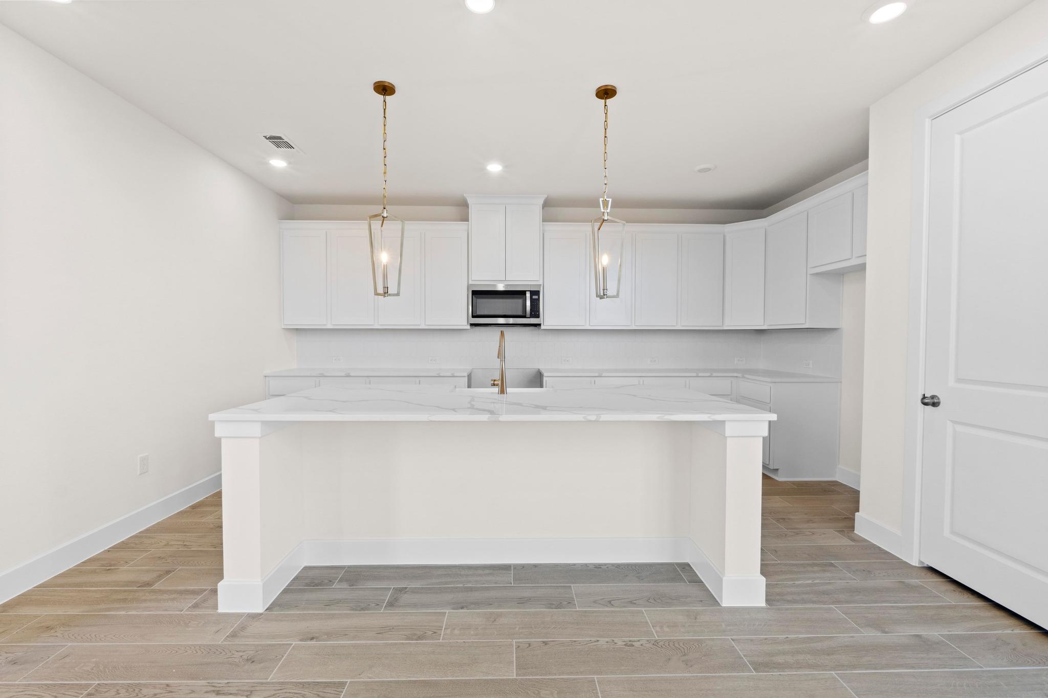 505  Buckaroo Dr, photo 6