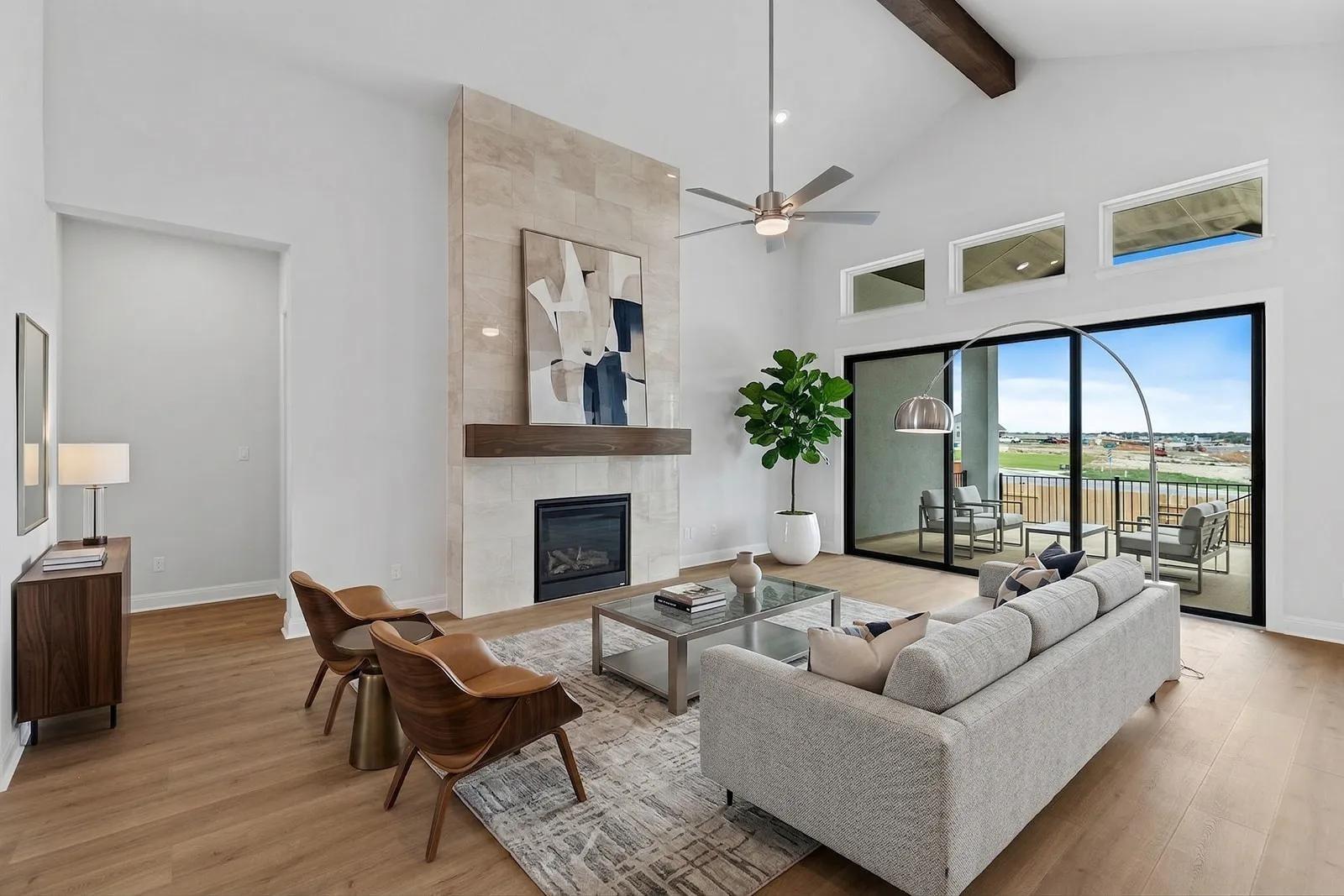 201 Clancy Dr photo 4