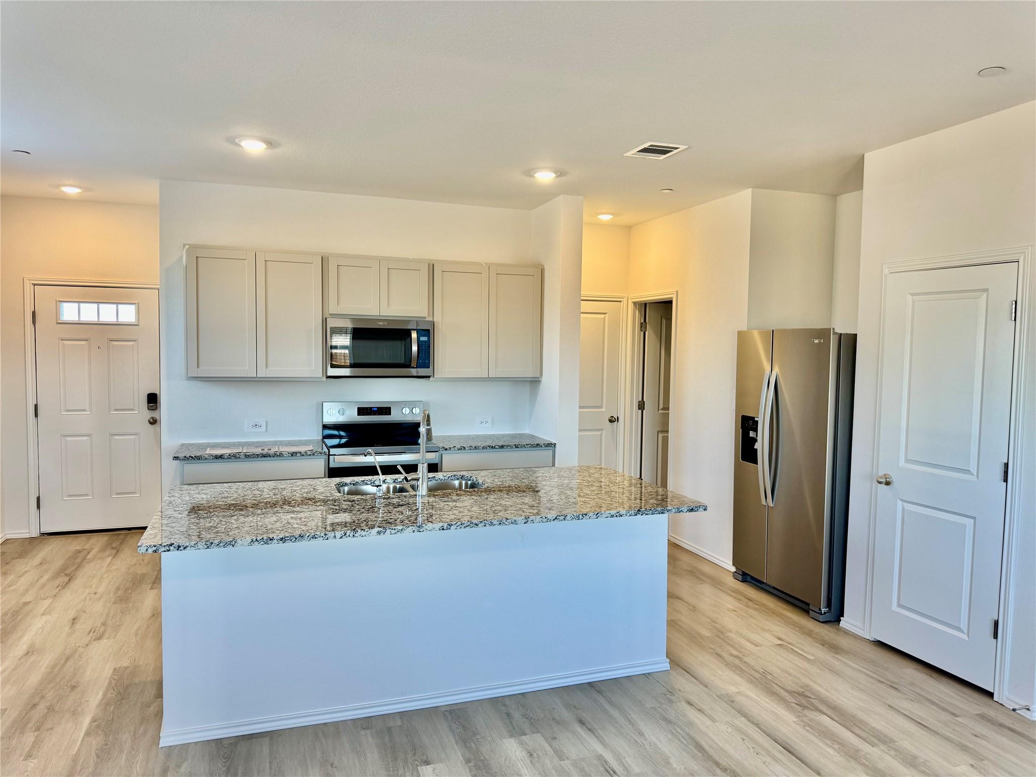 104  Calcite Rd  #1, photo 2