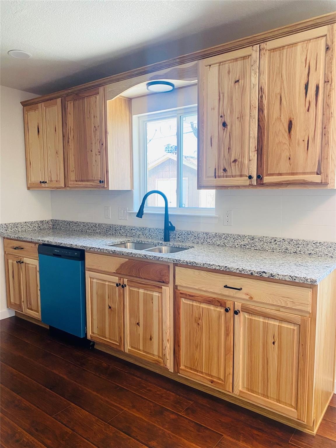 2104  Beta Cir, photo 6