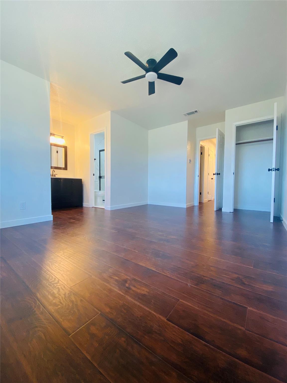 2104  Beta Cir, photo 9