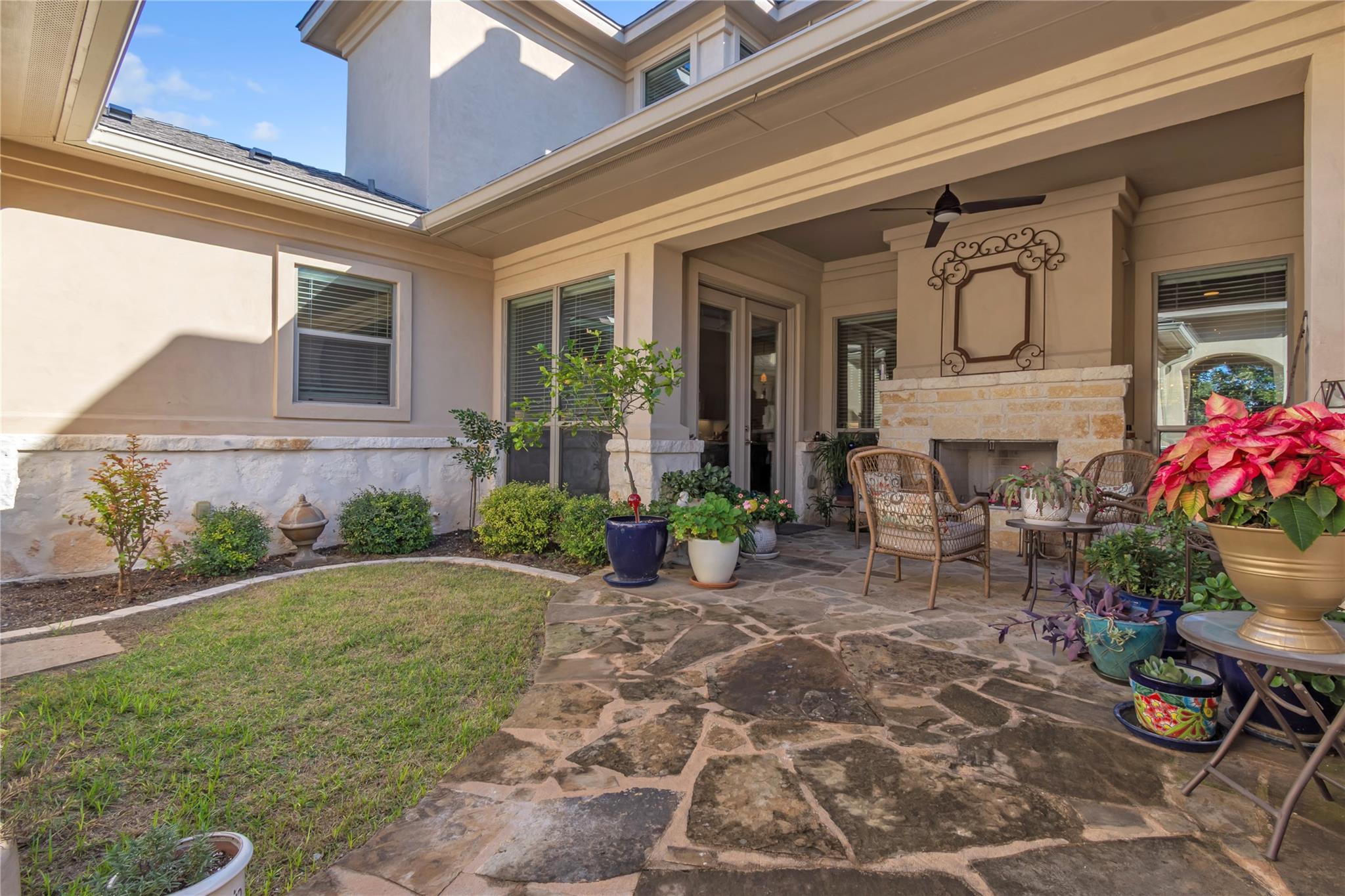 434  Stagecoach Trl, photo 4