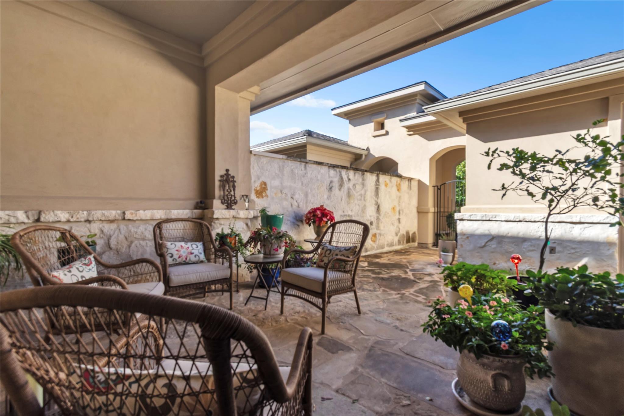 434  Stagecoach Trl, photo 6