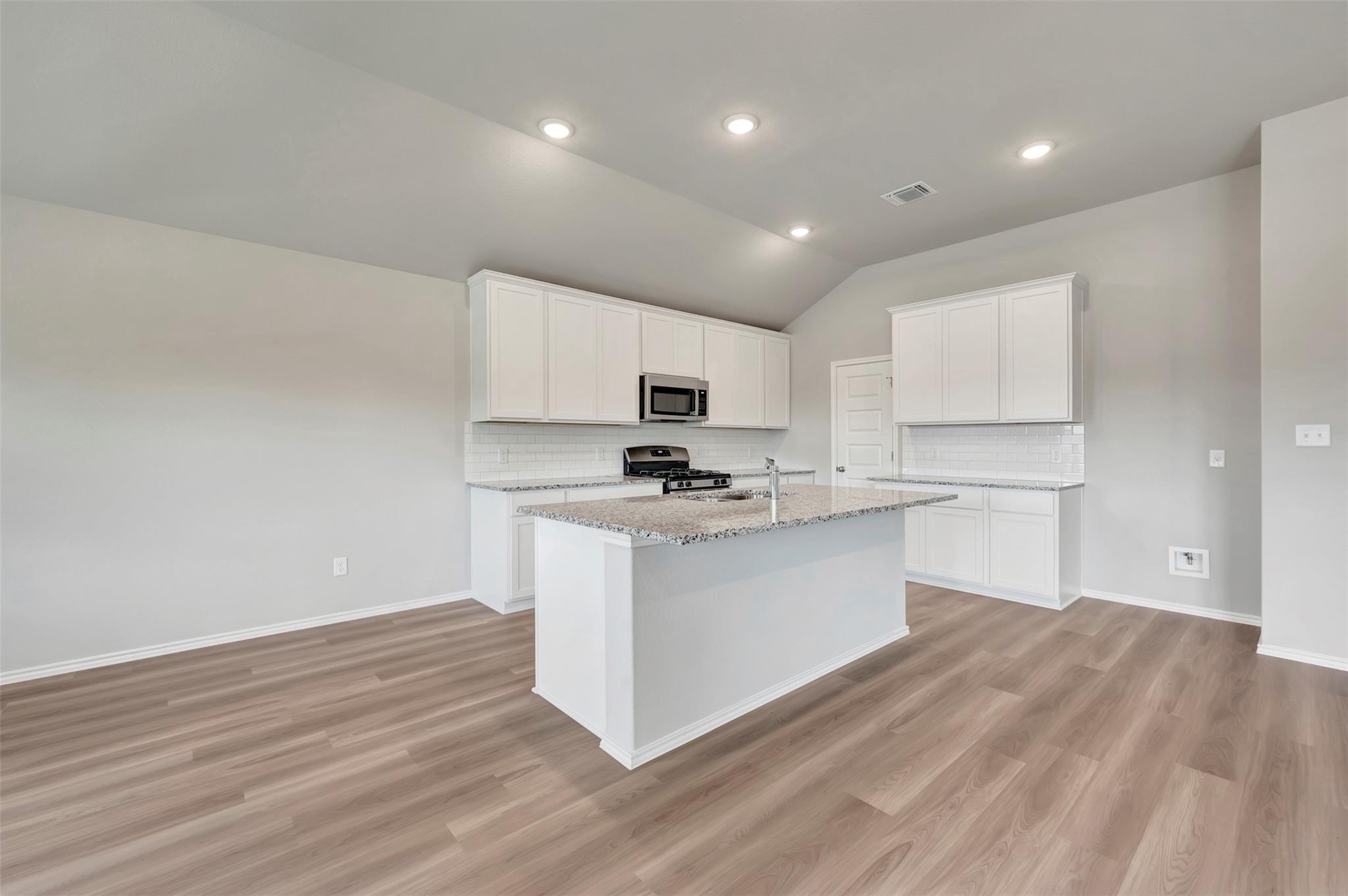 20001  Schatz Way, photo 6